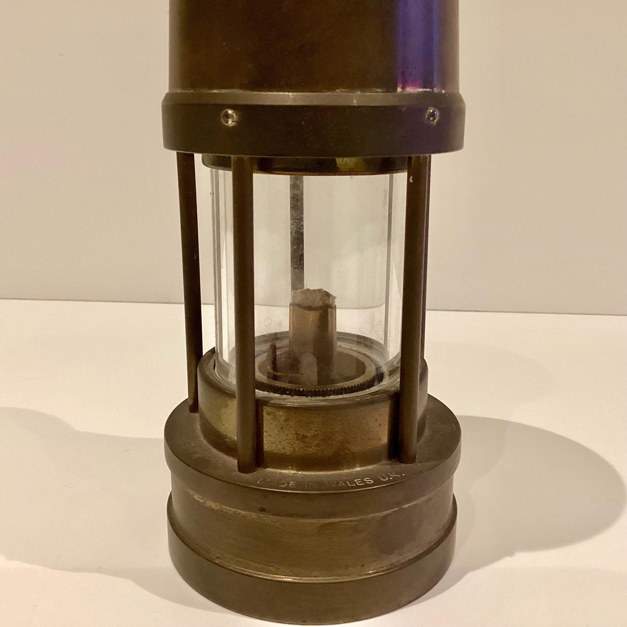 Vintage Miner's Safety Lamp – Cambrian No. 207817 – E. Thomas & Williams – Wales – 1980s — photo 6 of 7