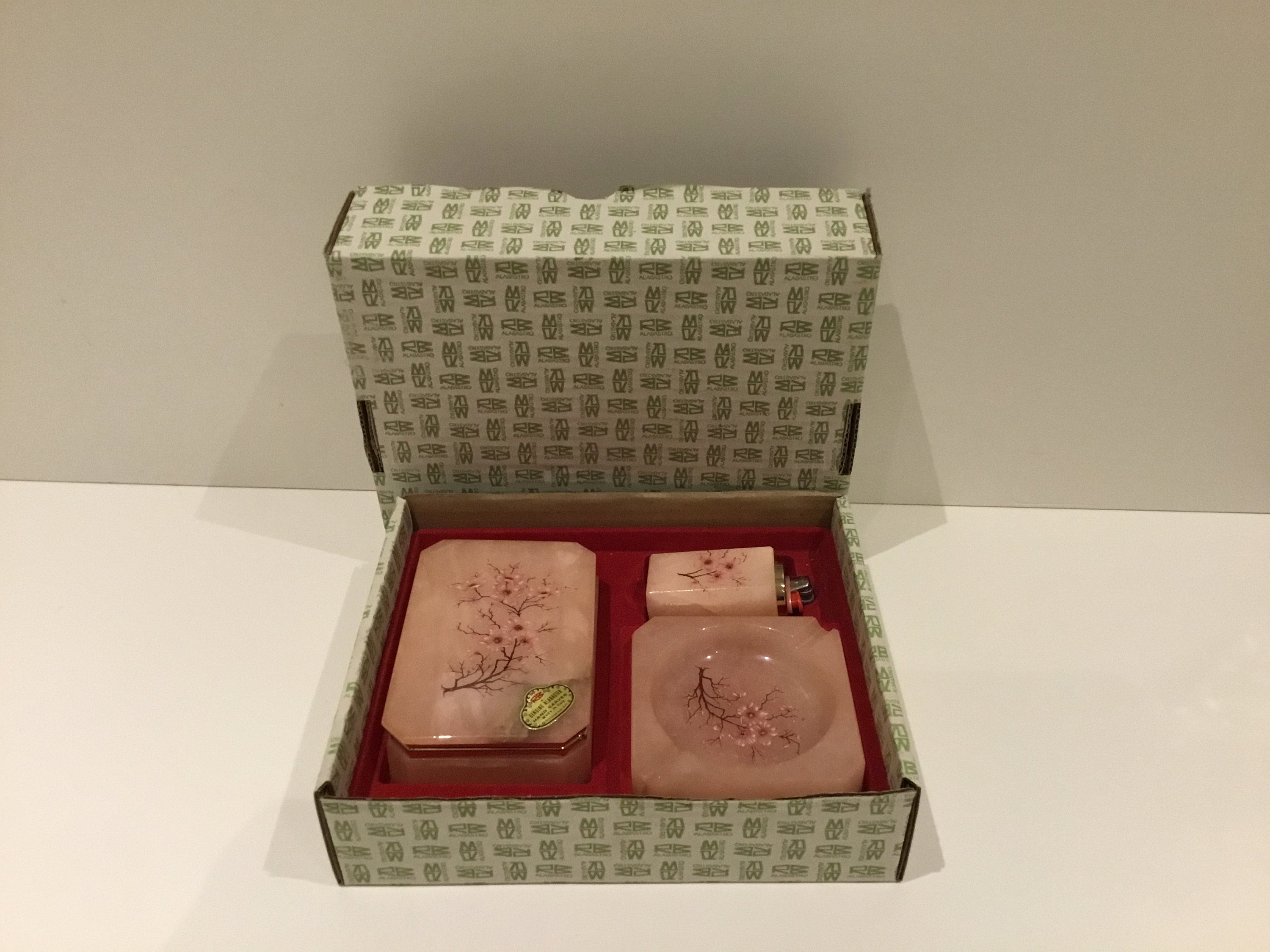 Vintage Smoking Set | 1970s Italian Onyx, RB Alabastro Hand Painted Box Ashtray Holder — photo 2 of 9