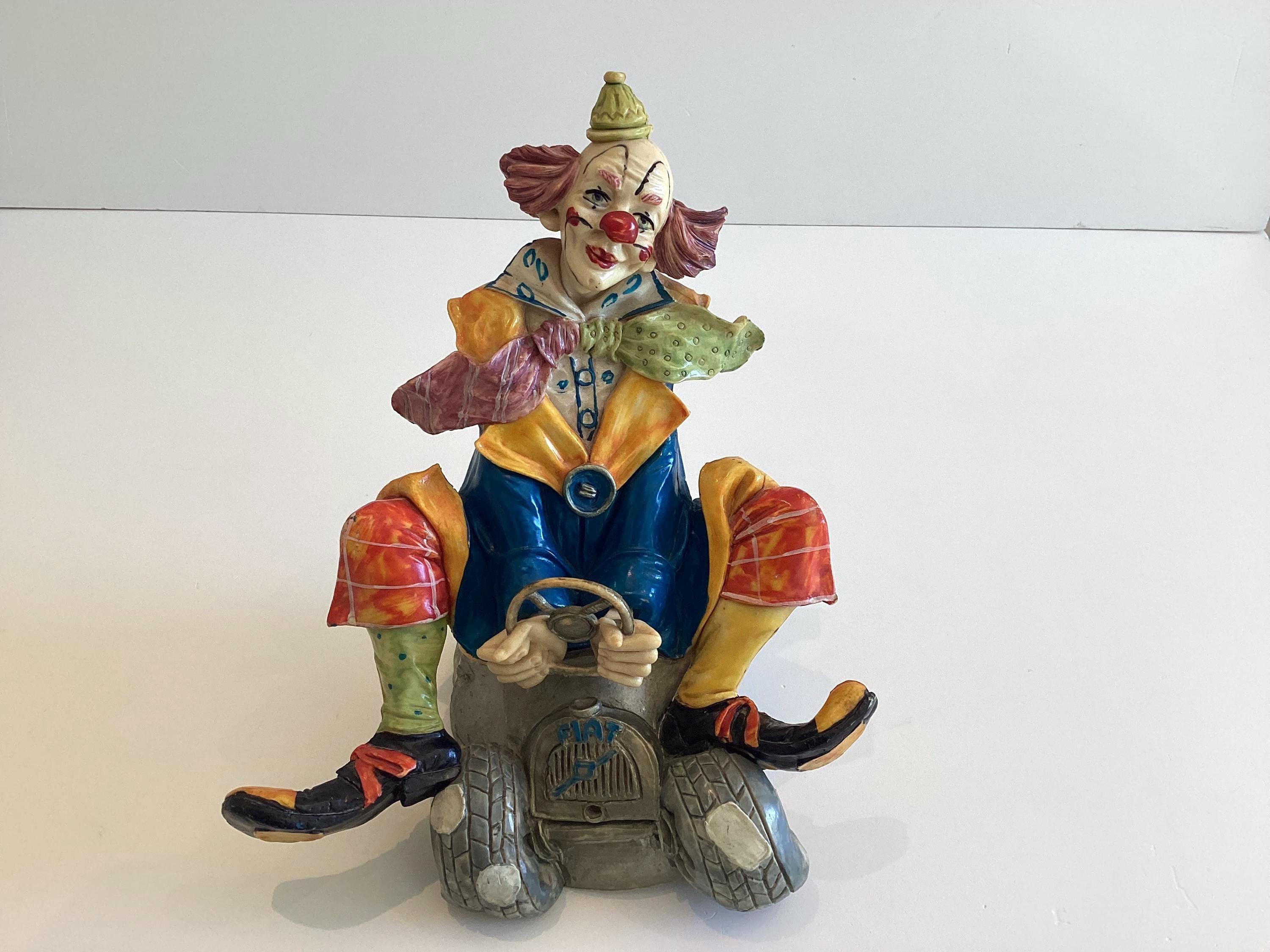 Vintage Clown Figurine | 1980s Italian Resin Sculpture D5073, Signed Fiat Car Statue — photo 2 of 11