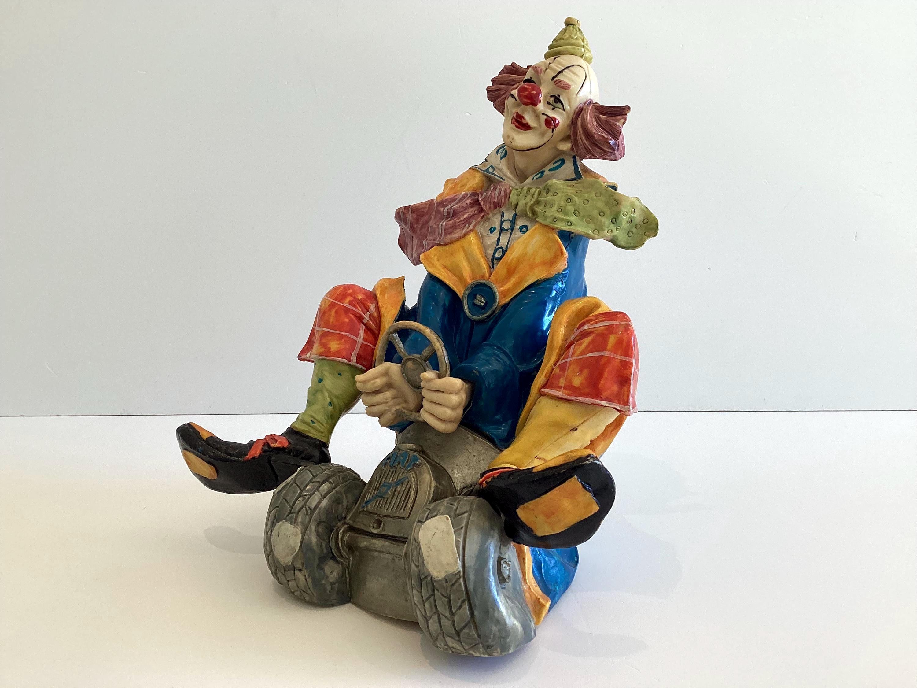 Vintage Clown Figurine | 1980s Italian Resin Sculpture D5073, Signed Fiat Car Statue — photo 3 of 11