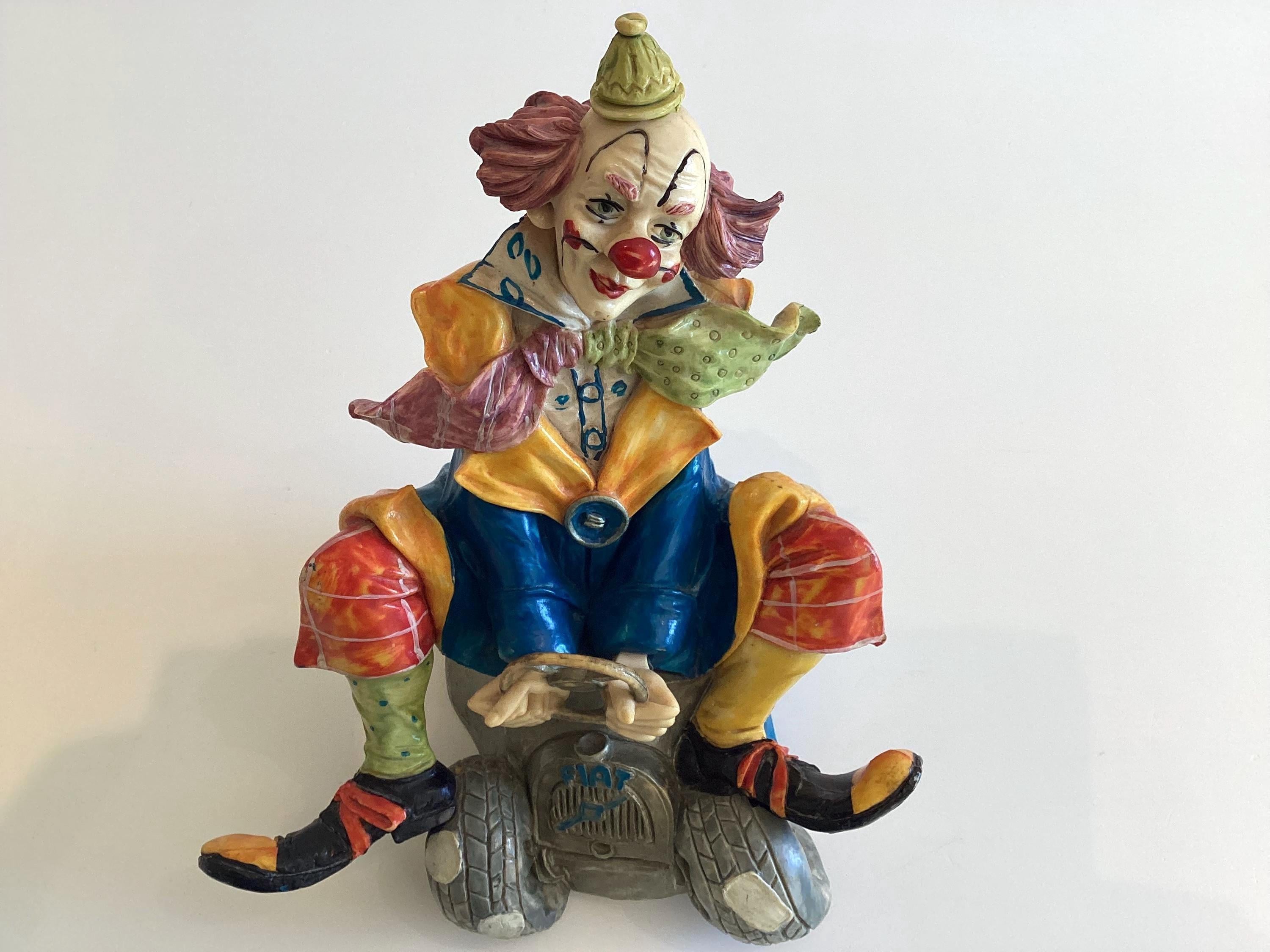 Vintage Clown Figurine | 1980s Italian Resin Sculpture D5073, Signed Fiat Car Statue — photo 5 of 11