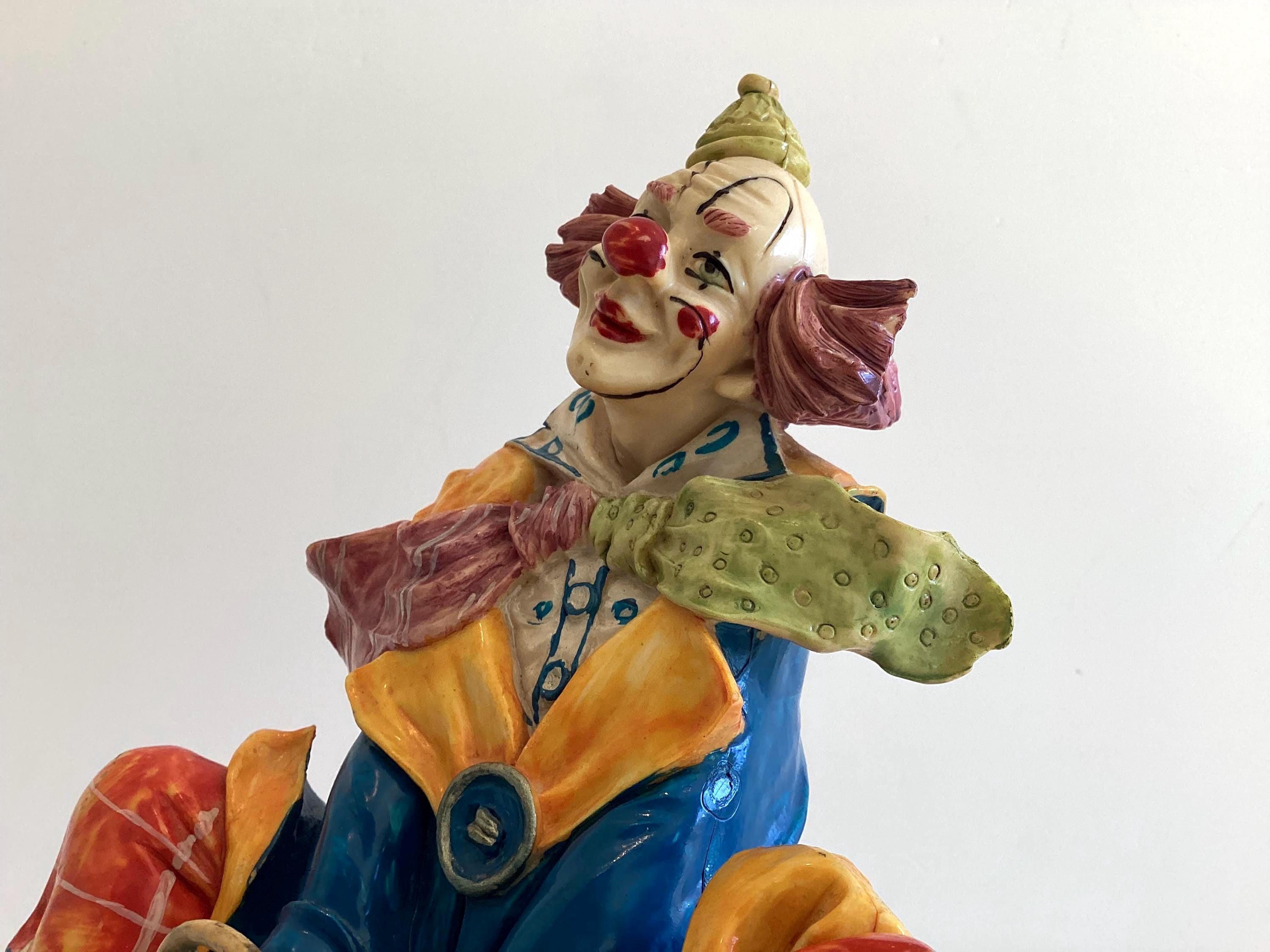 Vintage Clown Figurine | 1980s Italian Resin Sculpture D5073, Signed Fiat Car Statue — photo 9 of 11