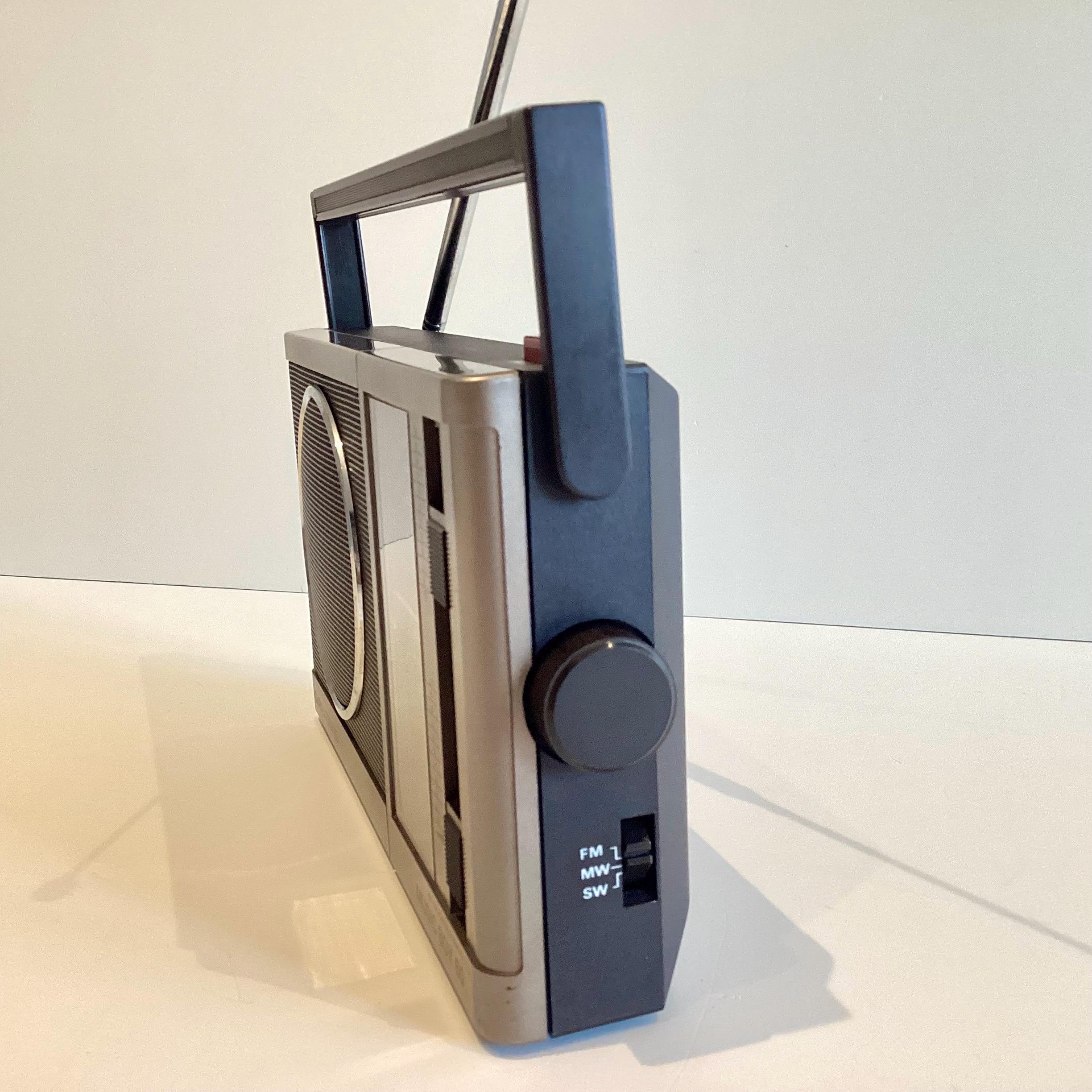Vintage  Radio Grundig Music Boy 60 (1983), Made in Germany, Portable Working, Collectible — photo 4 of 9