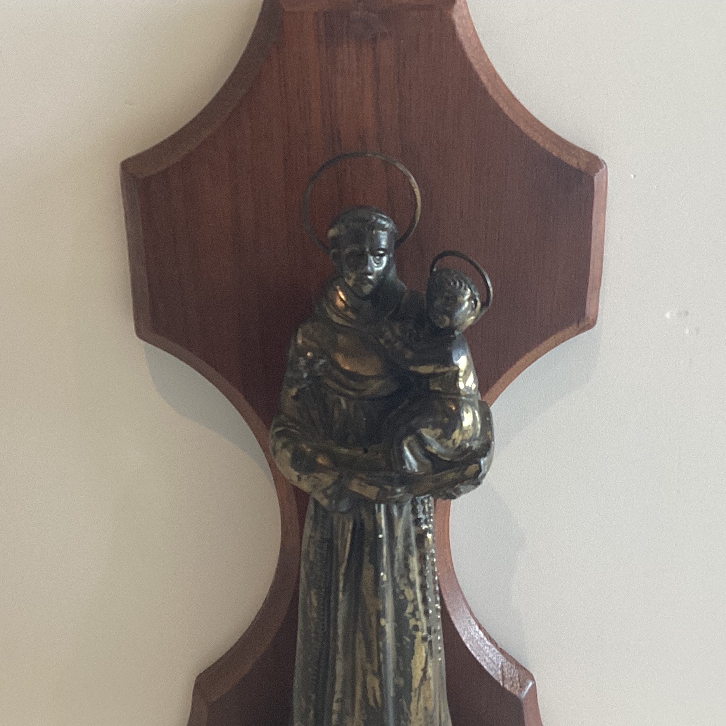 Antique Sculpture | 1900s French Saint Anthony, Religious Wall Statue — photo 6 of 8