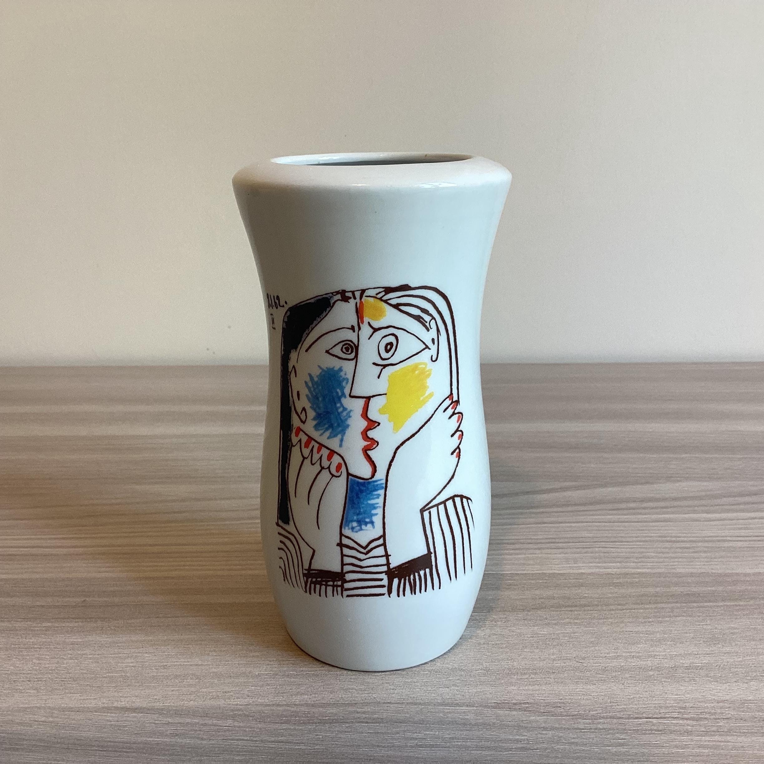 Picasso Porcelain Vase | 1962 MMI Officially Licensed Product by Tognana — photo 2 of 9