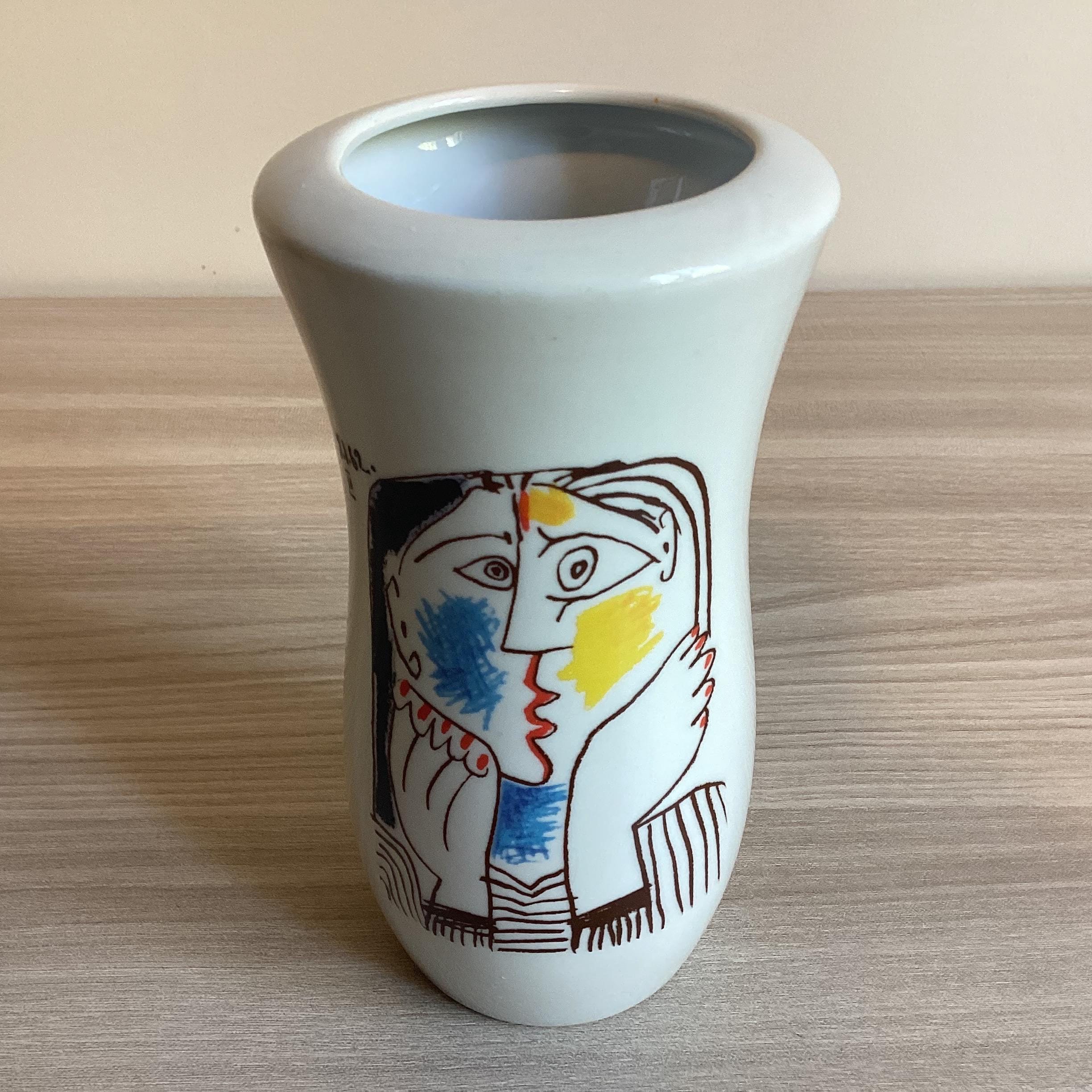 Picasso Porcelain Vase | 1962 MMI Officially Licensed Product by Tognana — photo 3 of 9