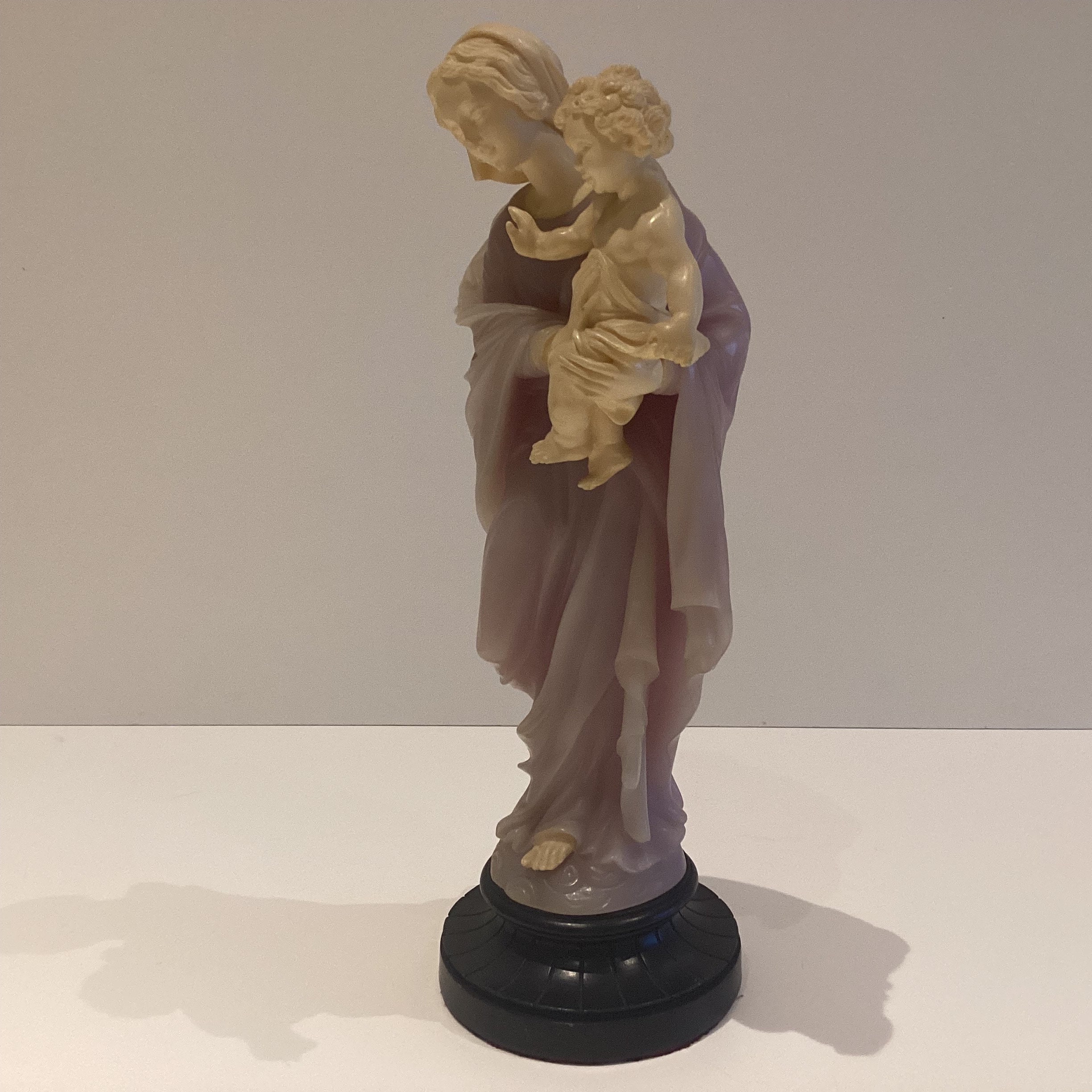 Vintage Italian Sculpture | Gino Ruggeri Madonna & Child 1960s, Bonded Marble Statue — photo 2 of 8