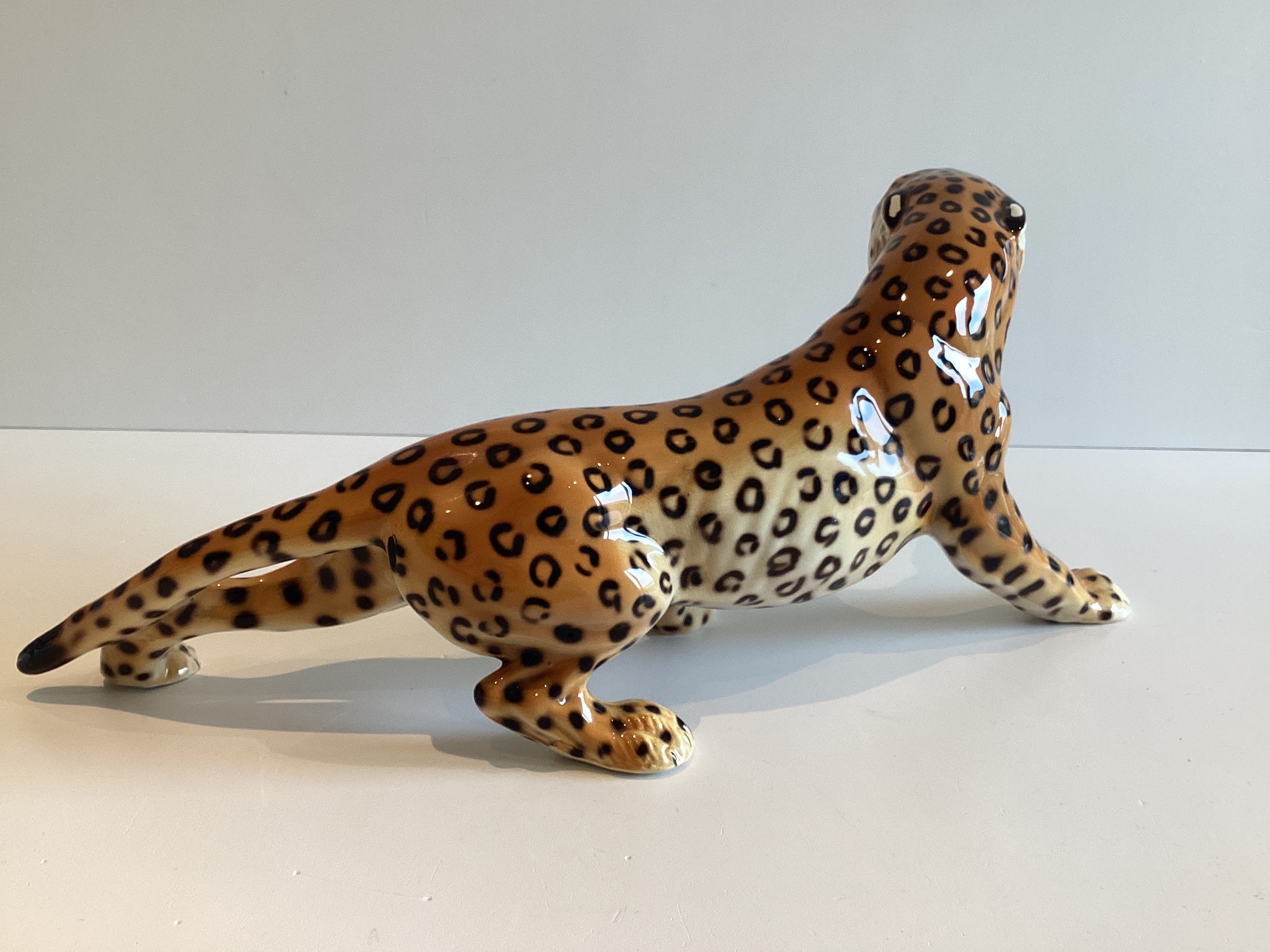 Vintage Ceramic Leopard | Giovanni Ronzan Lenci School, Italian Mid-Century Animal Sculpture, 1970s — photo 6 of 8