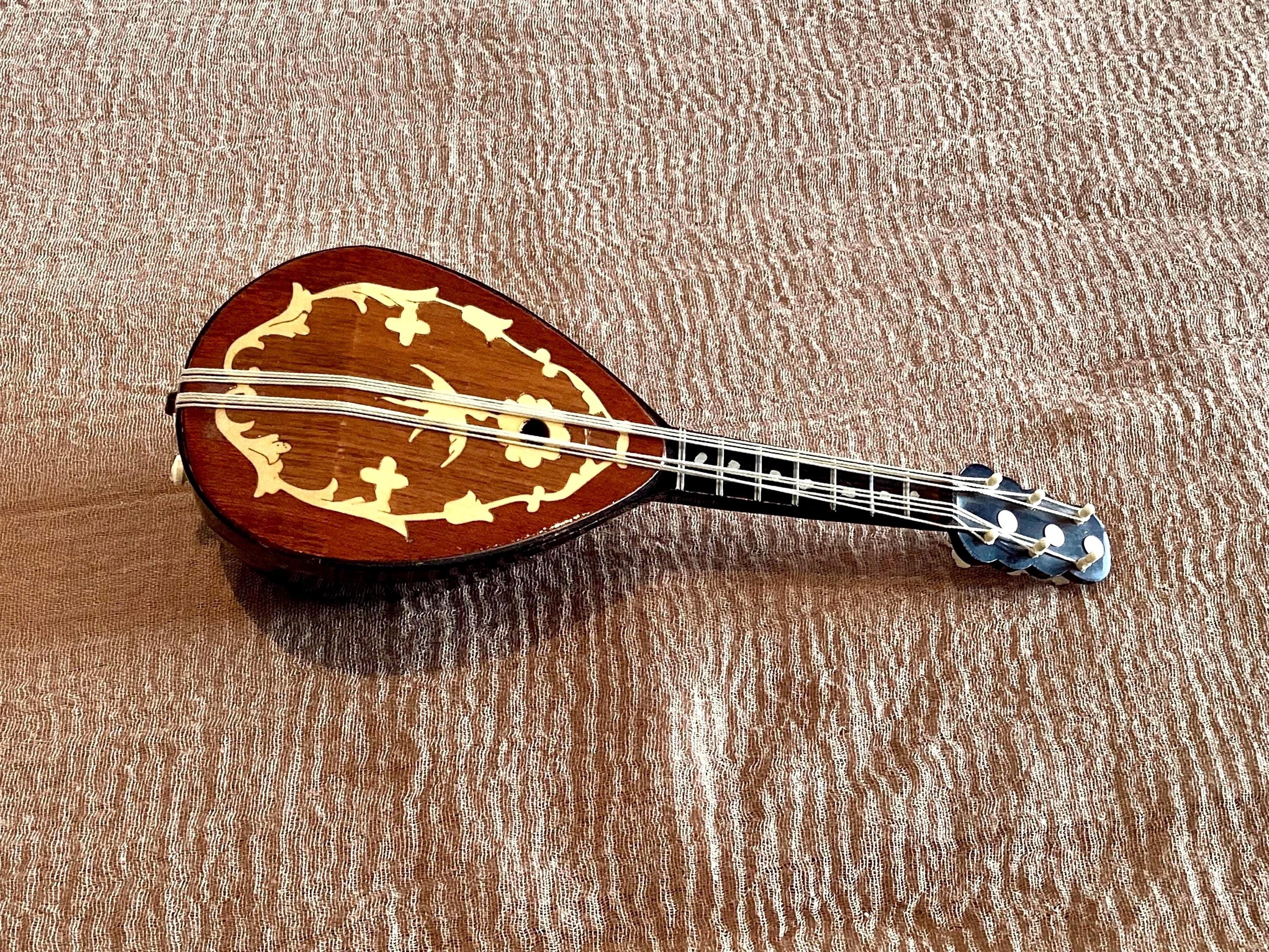 Vintage Music Box | Sorrento Inlaid Mandolin, Sankyo Movement "Santa Lucia", Italian Collectible — photo 2 of 9