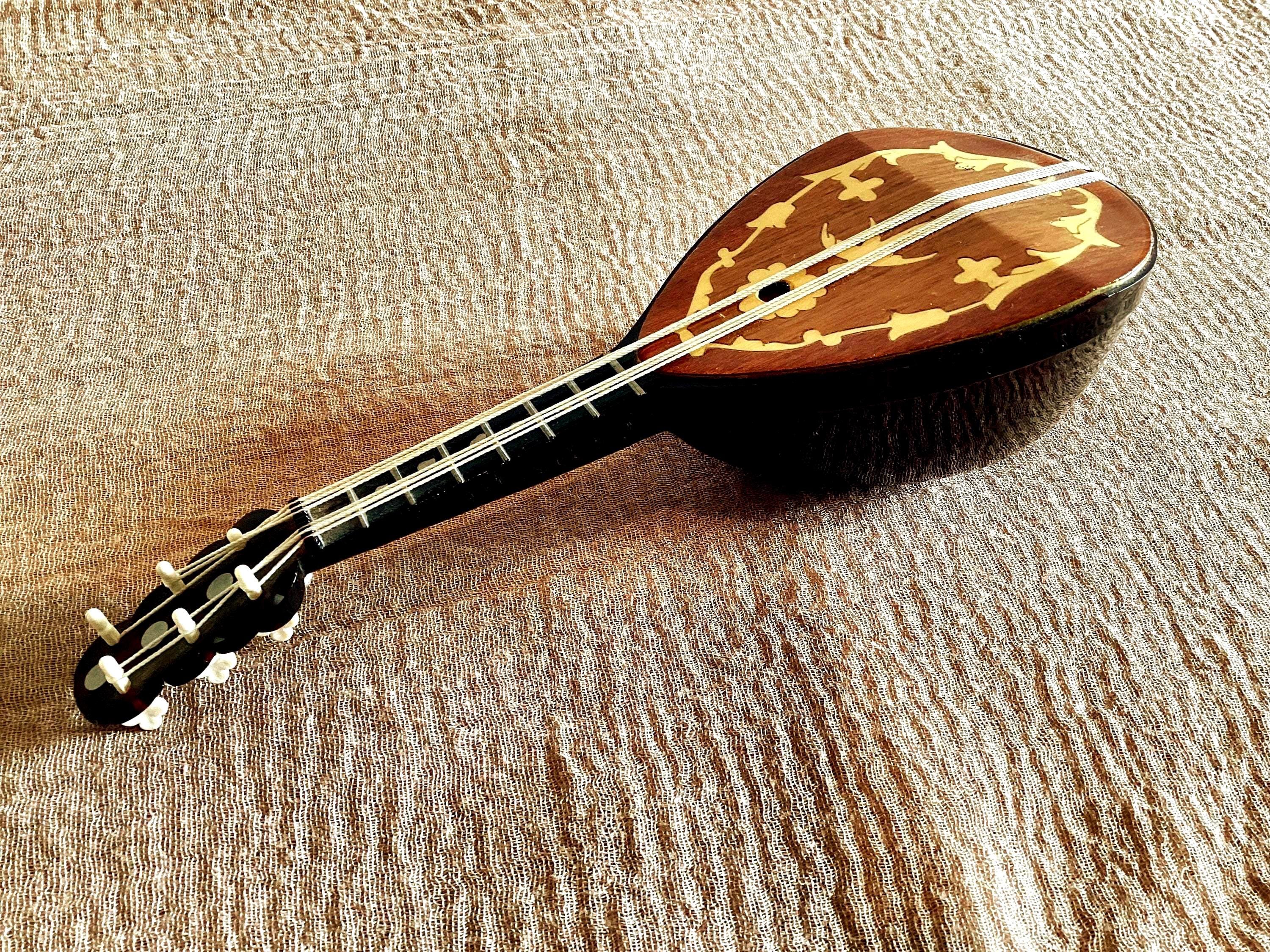 Vintage Music Box | Sorrento Inlaid Mandolin, Sankyo Movement "Santa Lucia", Italian Collectible — photo 6 of 9