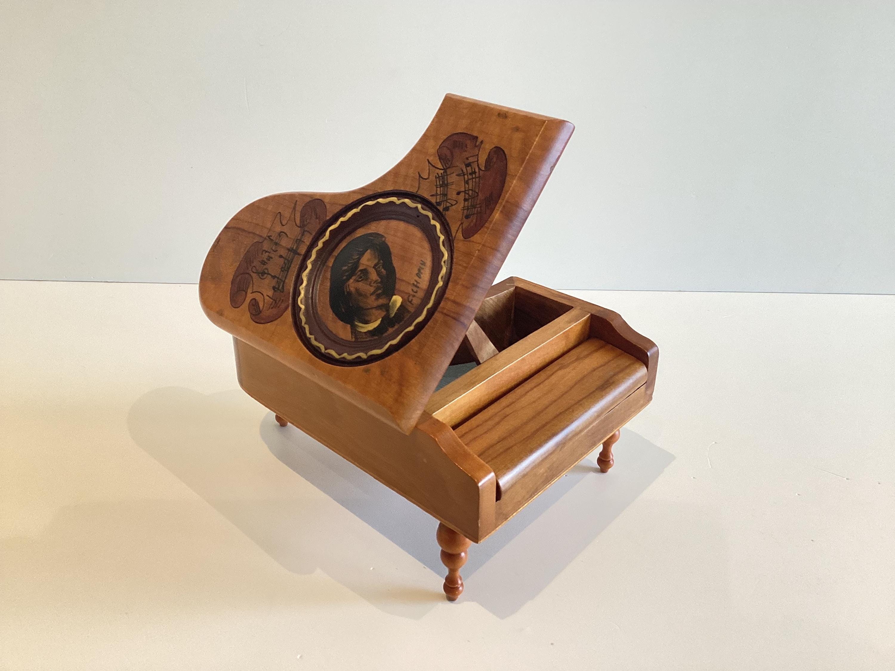 Vintage Music Box | Jewelry Container (1960s) Hand-Painted Italian Gran Piano — photo 2 of 11