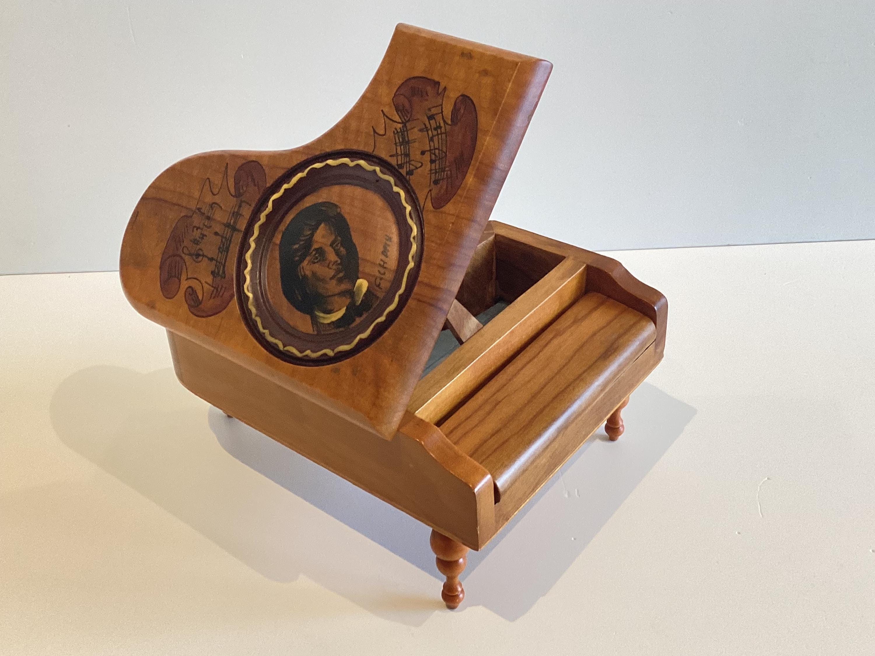 Vintage Music Box | Jewelry Container (1960s) Hand-Painted Italian Gran Piano — photo 4 of 11