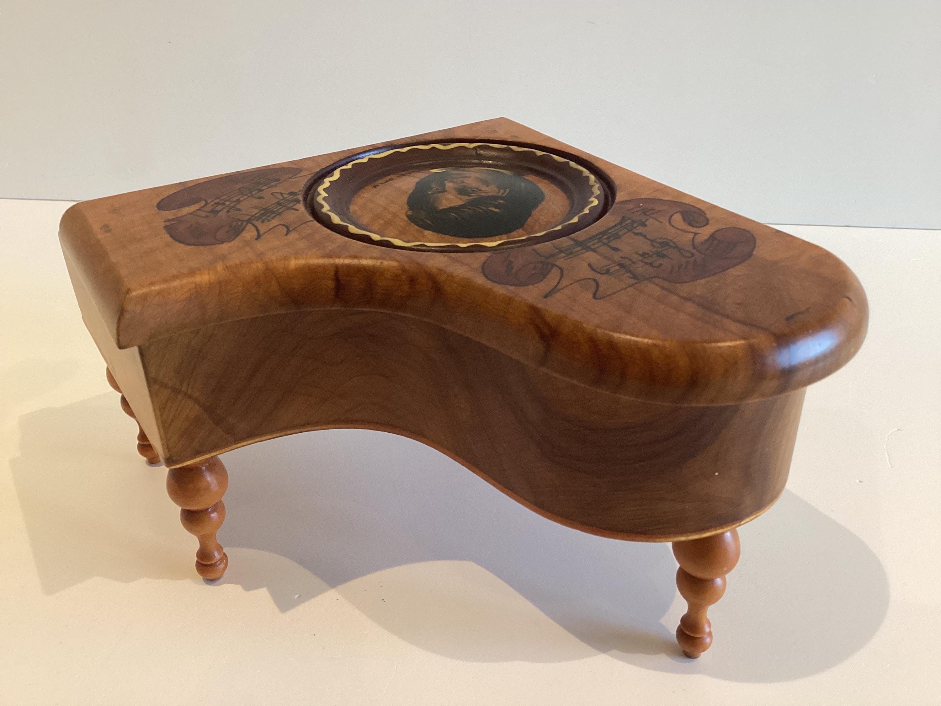 Vintage Music Box | Jewelry Container (1960s) Hand-Painted Italian Gran Piano — photo 10 of 11