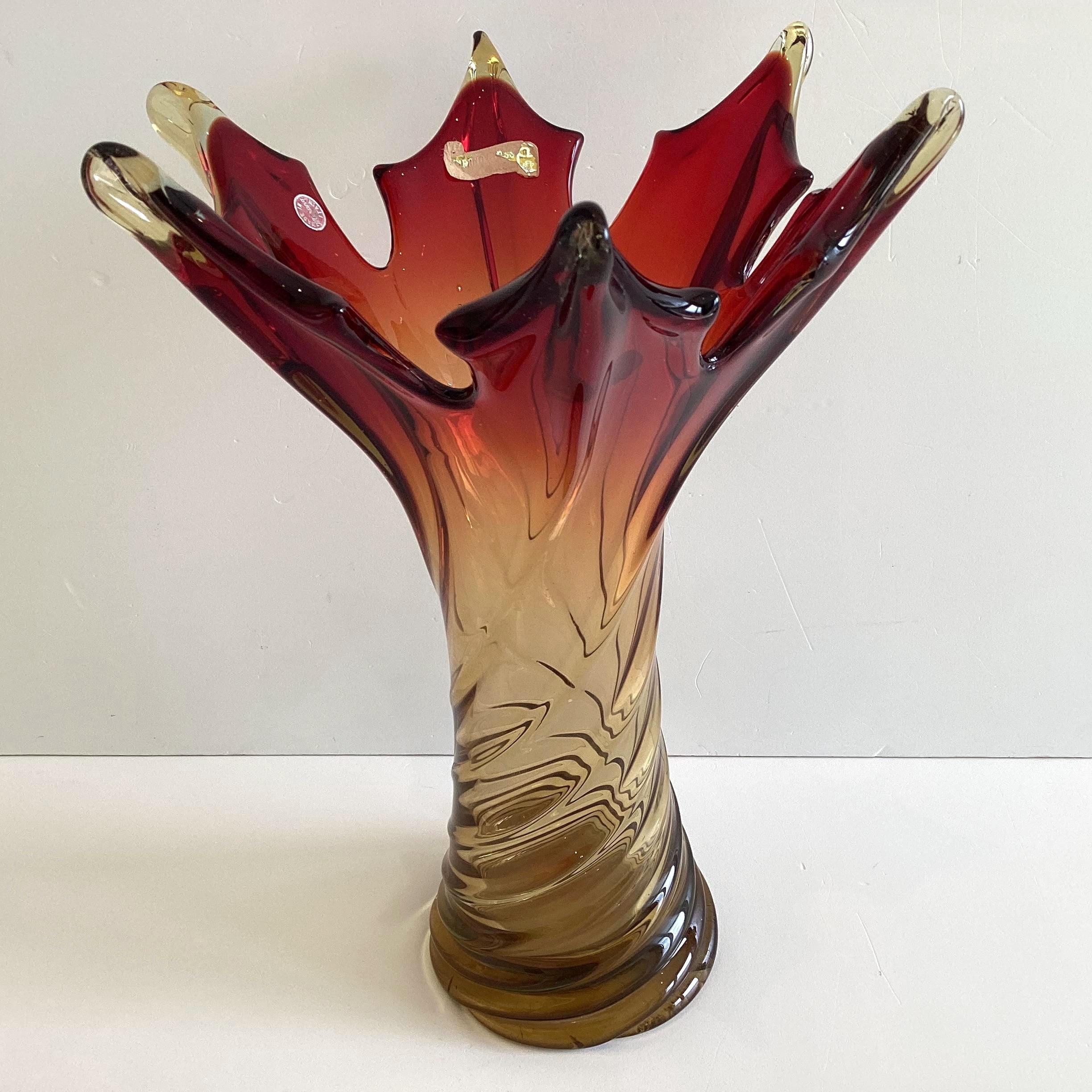 Vintage Murano Vase | 1960s Sommerso Flame, Three Original Labels, Amber to Ruby — photo 3 of 11