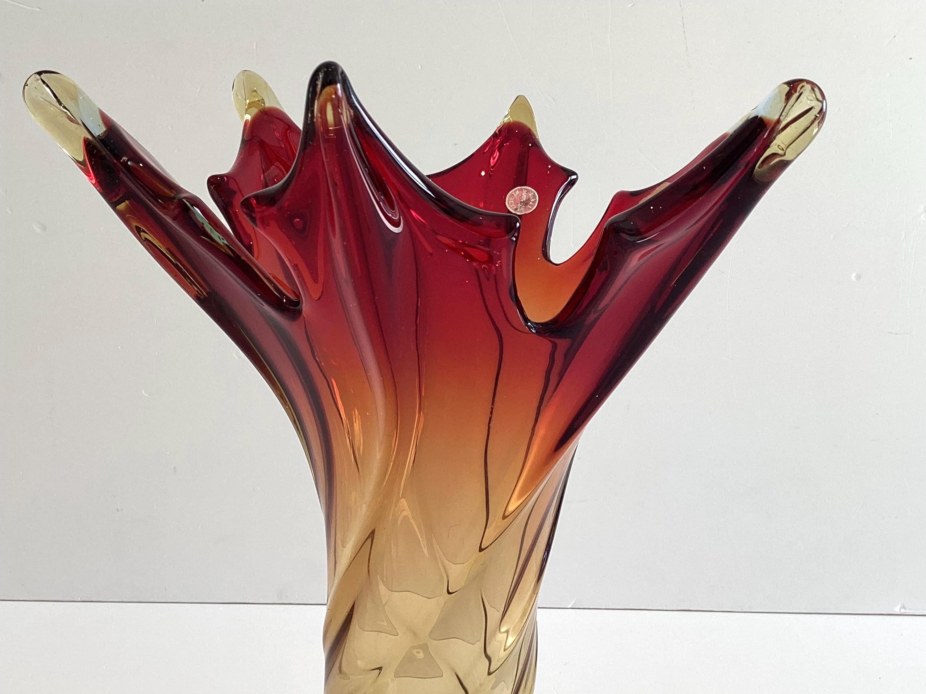 Vintage Murano Vase | 1960s Sommerso Flame, Three Original Labels, Amber to Ruby — photo 9 of 11