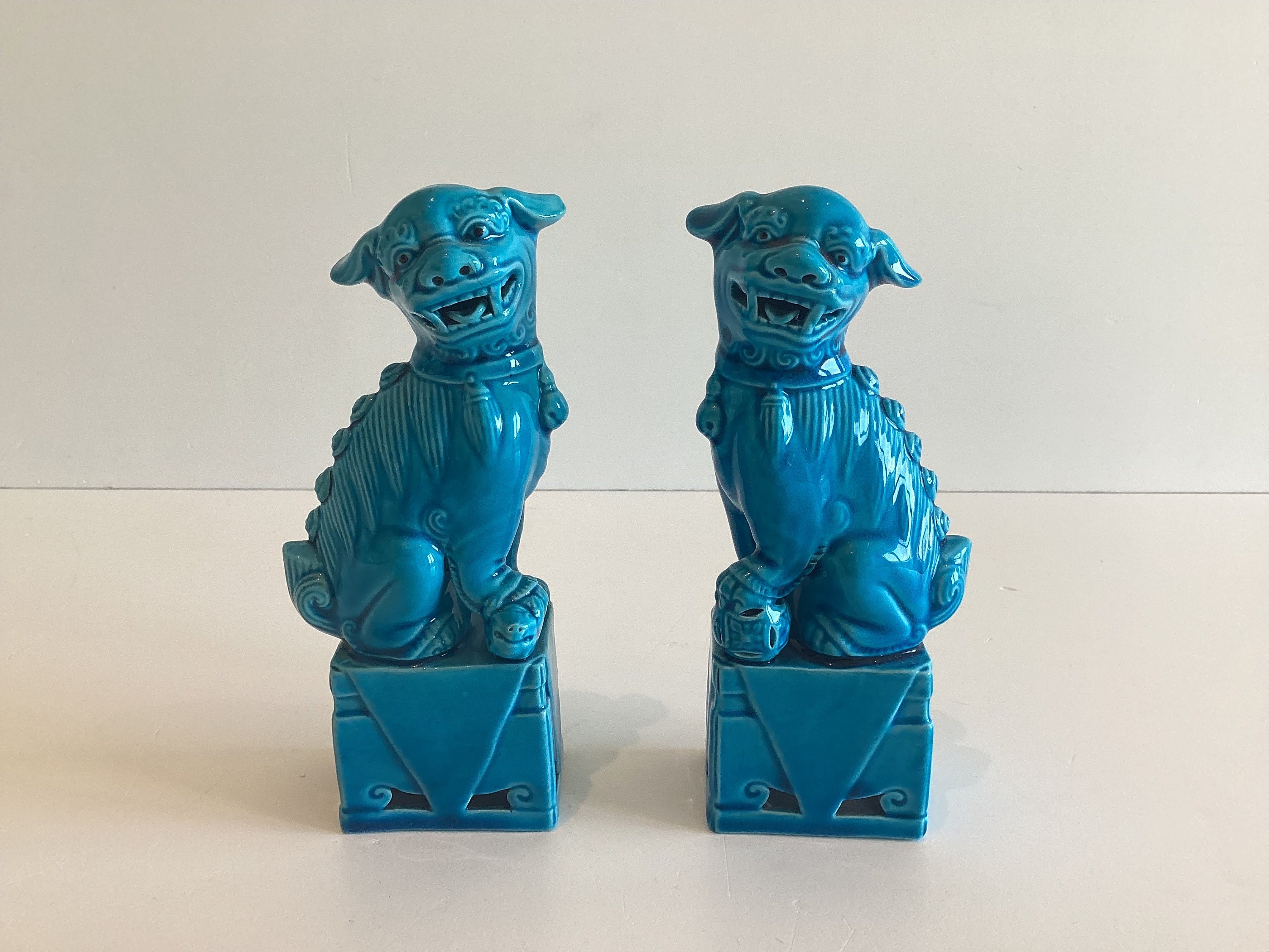 Vintage Porcelain | 1960s Chinese Foo Dogs Pair, Turquoise Glaze Feng Shui Deco — photo 2 of 10