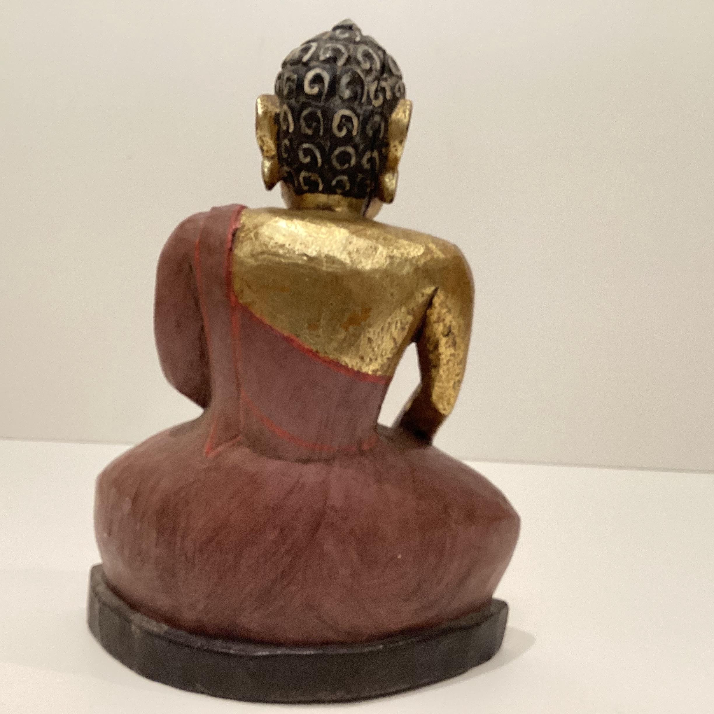 Antique Buddha – Hand-Carved Gilded Wood Tibetan Sculpture (1900s)  Figurine — photo 9 of 11