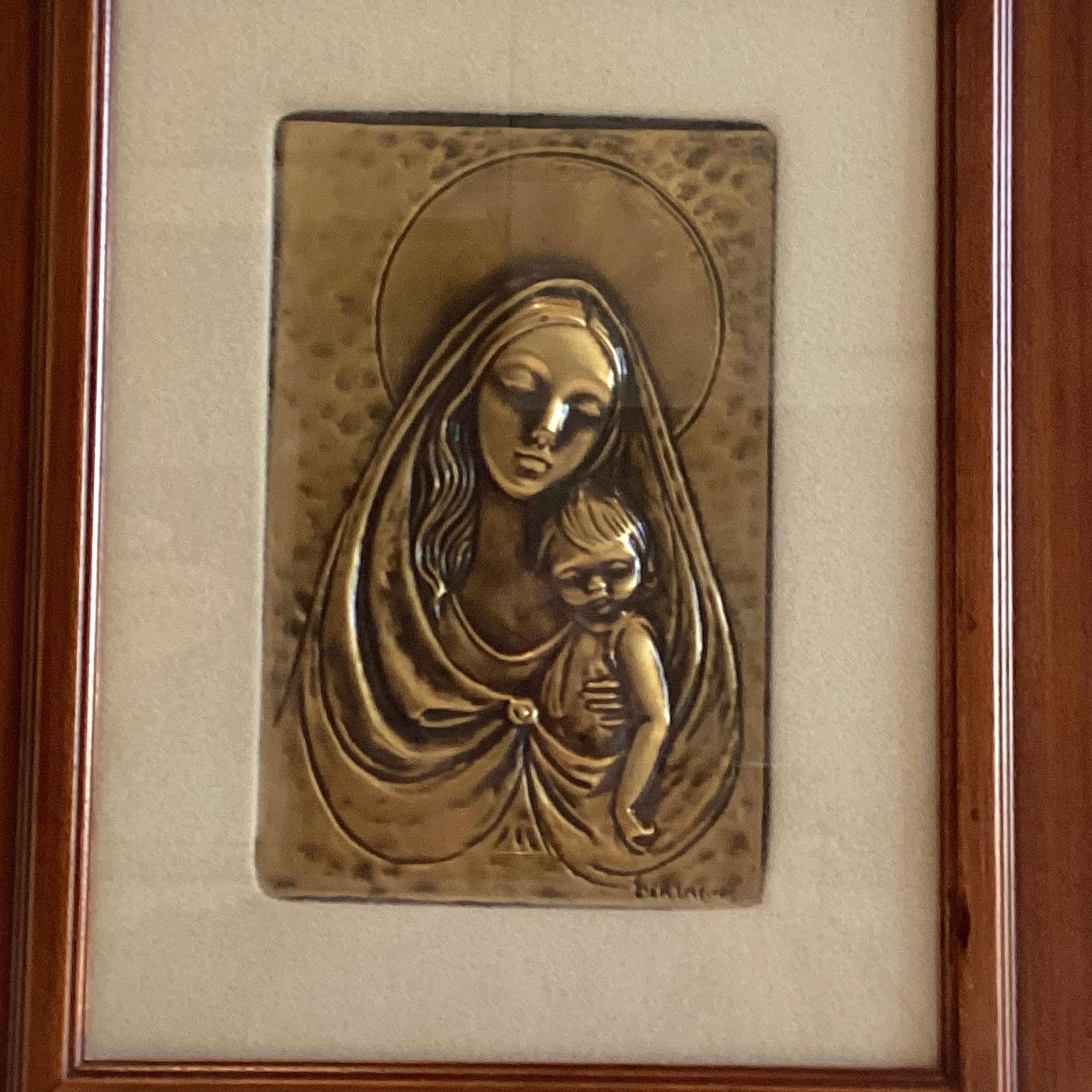 Copper Madonna Child Italian Art Relief, Aldo Bertagna 1970s Vintage Plaque — photo 4 of 8