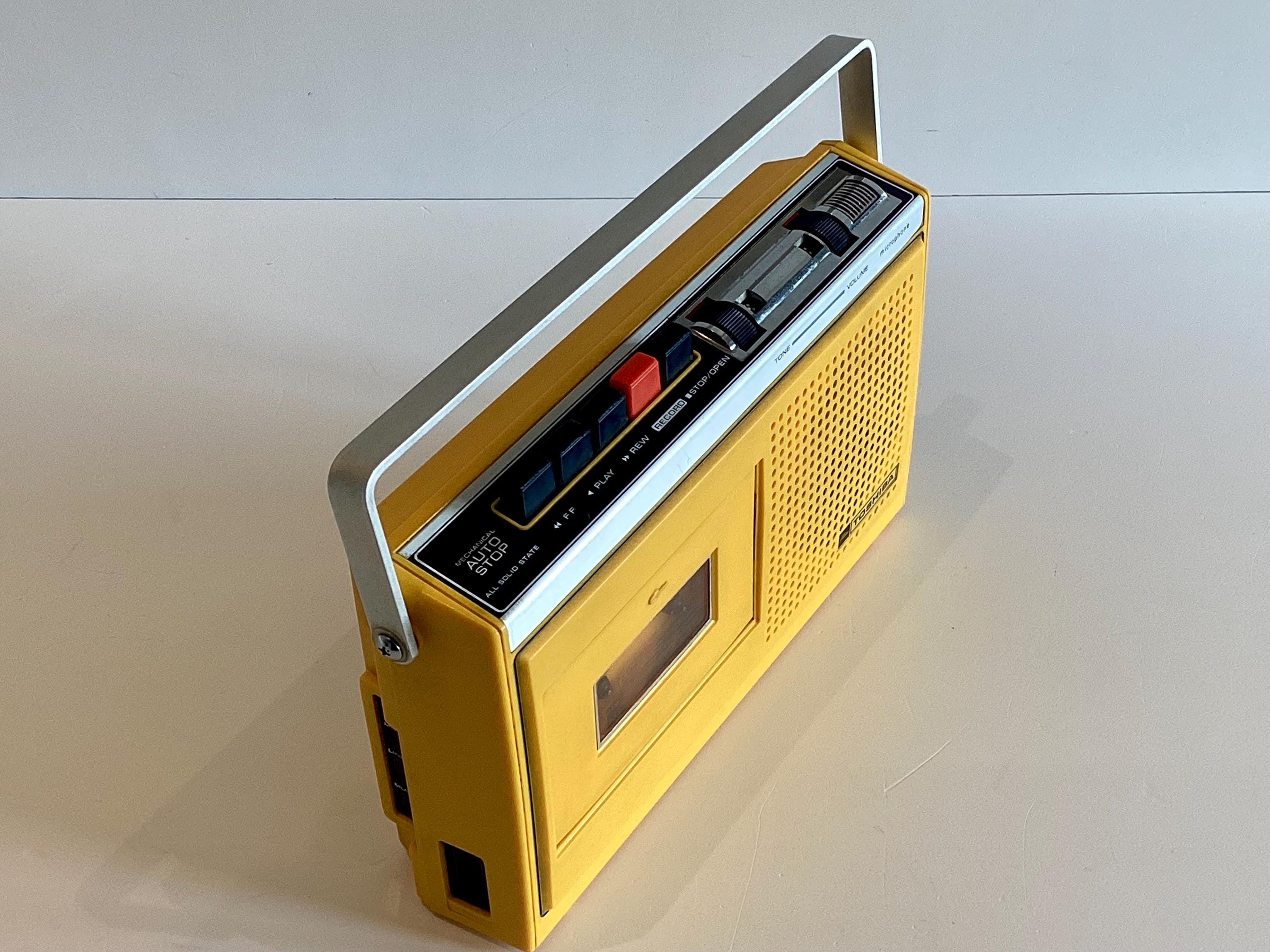 Vintage Recorder | Toshiba KT-213D 1974 Cassette Player, Made in Japan — photo 3 of 11