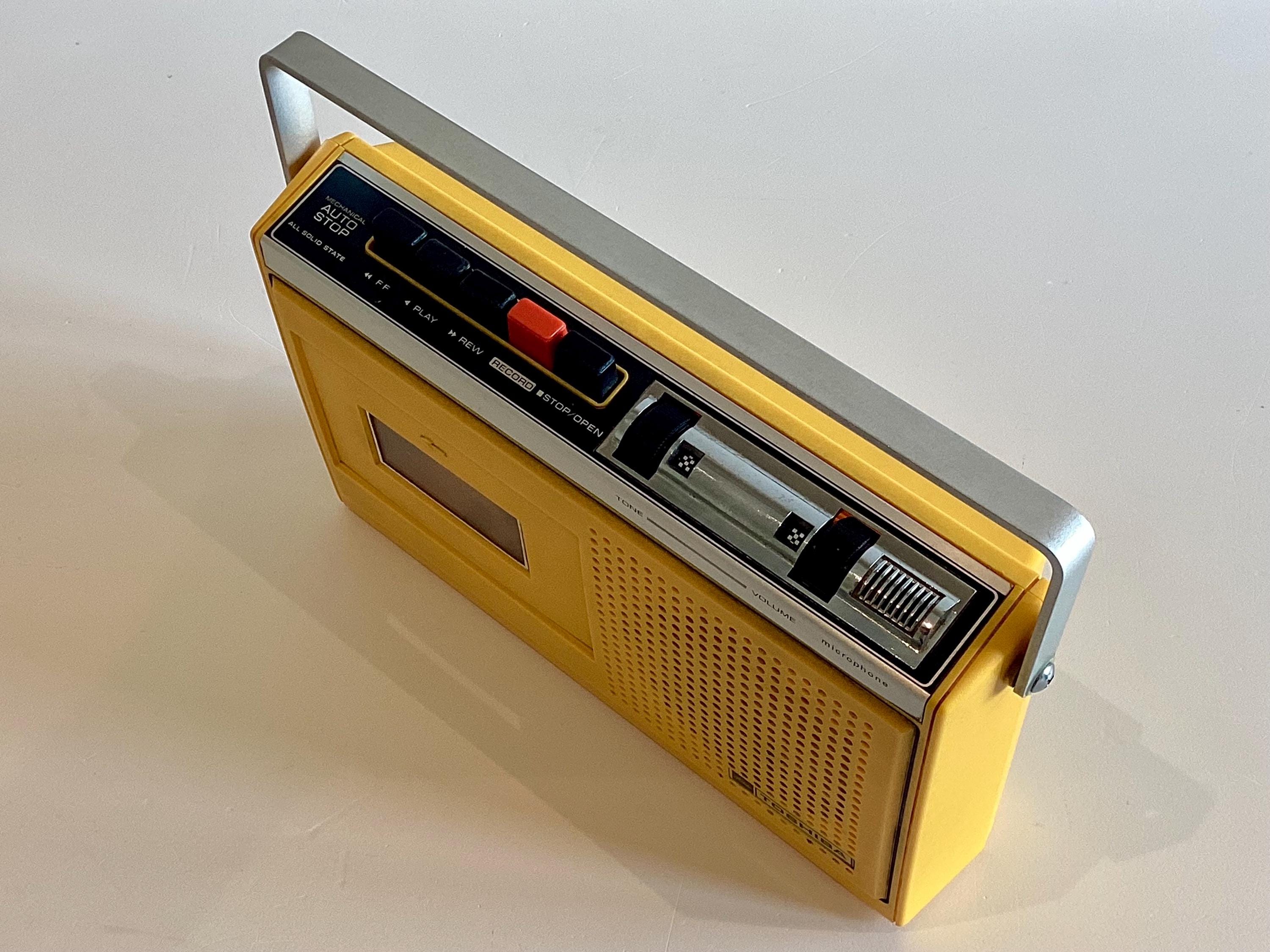 Vintage Recorder | Toshiba KT-213D 1974 Cassette Player, Made in Japan — photo 5 of 11