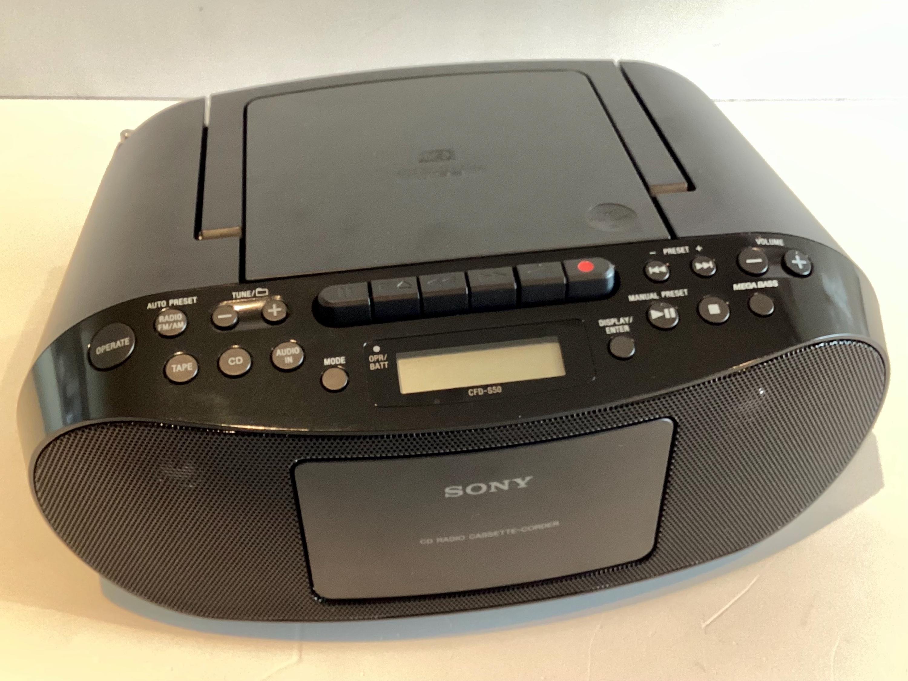 Vintage Boombox | Sony CFD-S50 Black CD Radio Cassette Recorder MP3 Mega Bass — photo 9 of 11