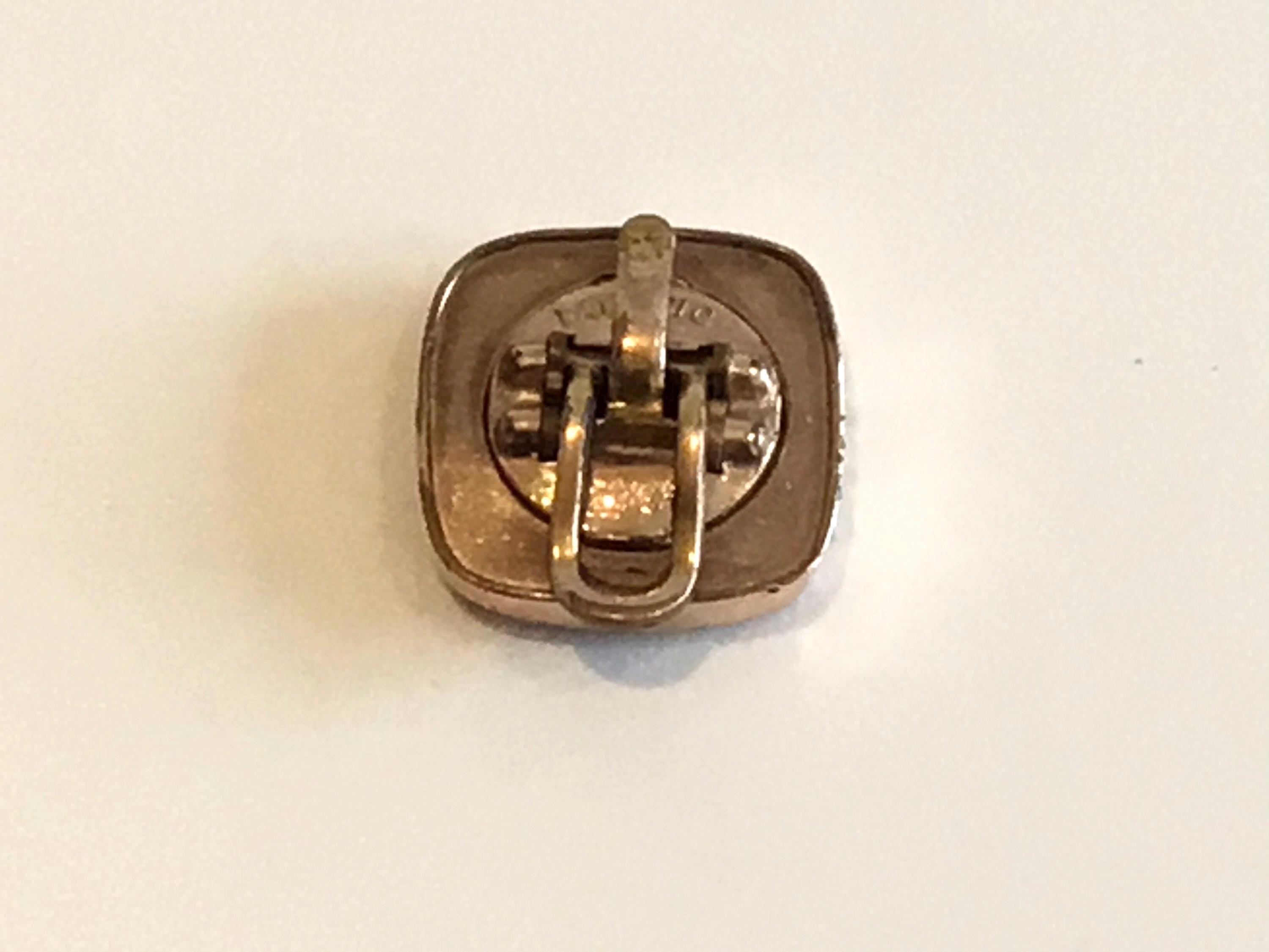 Vintage Masonic Jewelry | 1940s Gold Plated Brooch, Compass Square Enamel Lapel Pin — photo 8 of 8