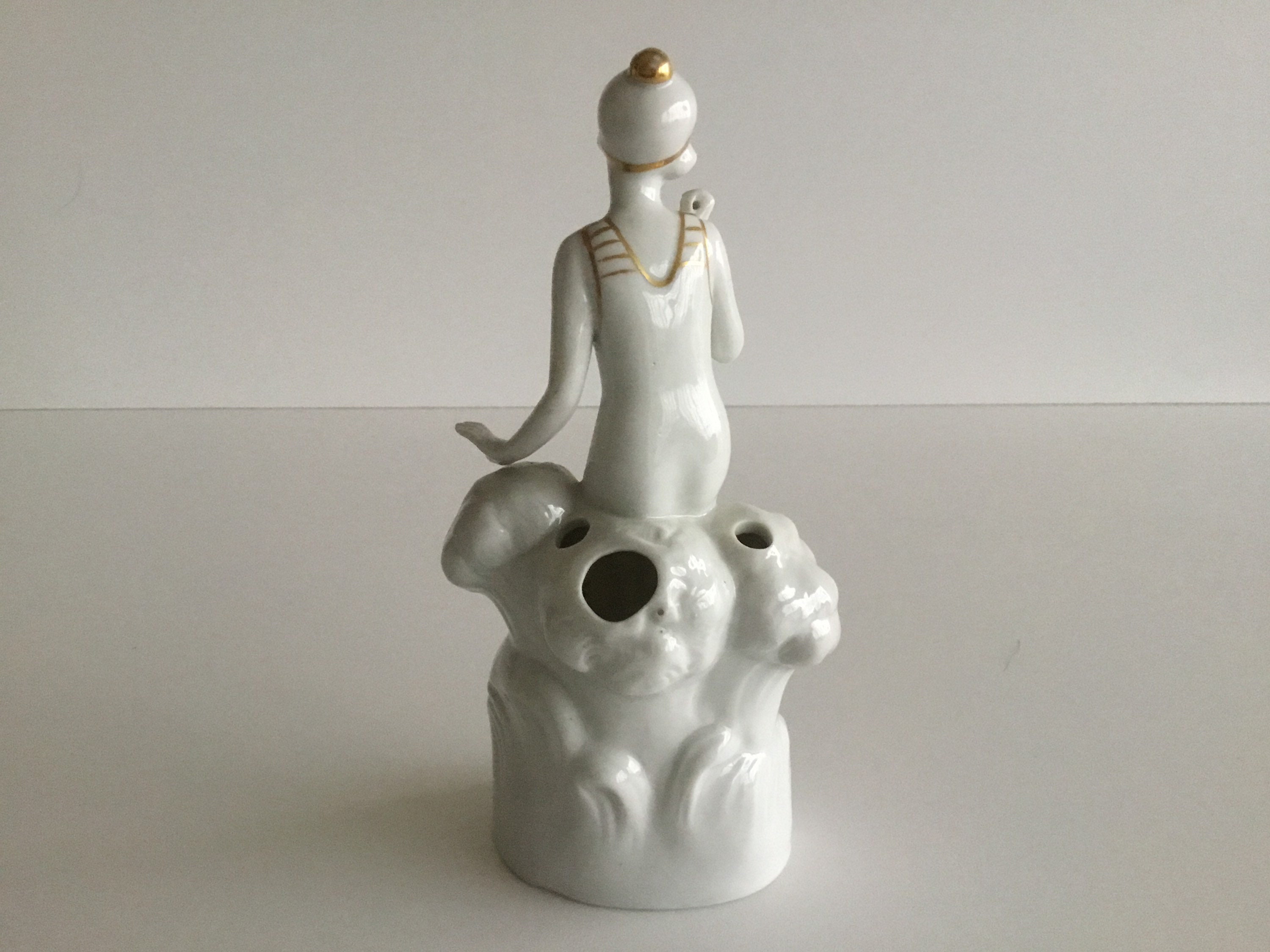 Vintage Porcelain | 1930s German Figurine White and Gold, Numbered 1293 Collectible — photo 4 of 7