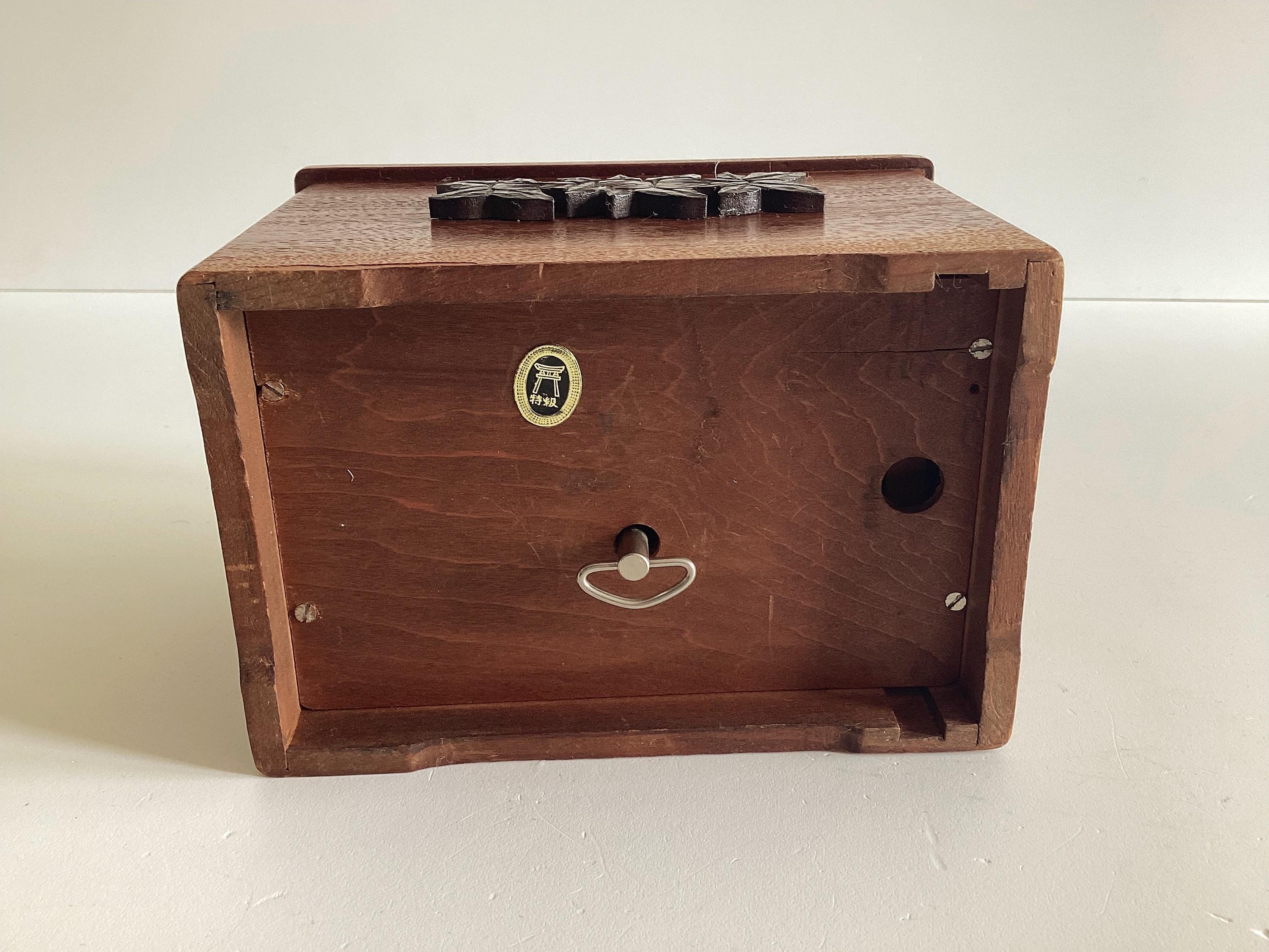 Very Rare Cigarette Holder Music Box (1940s) Automatic Dispenser Made In Japan — photo 8 of 9