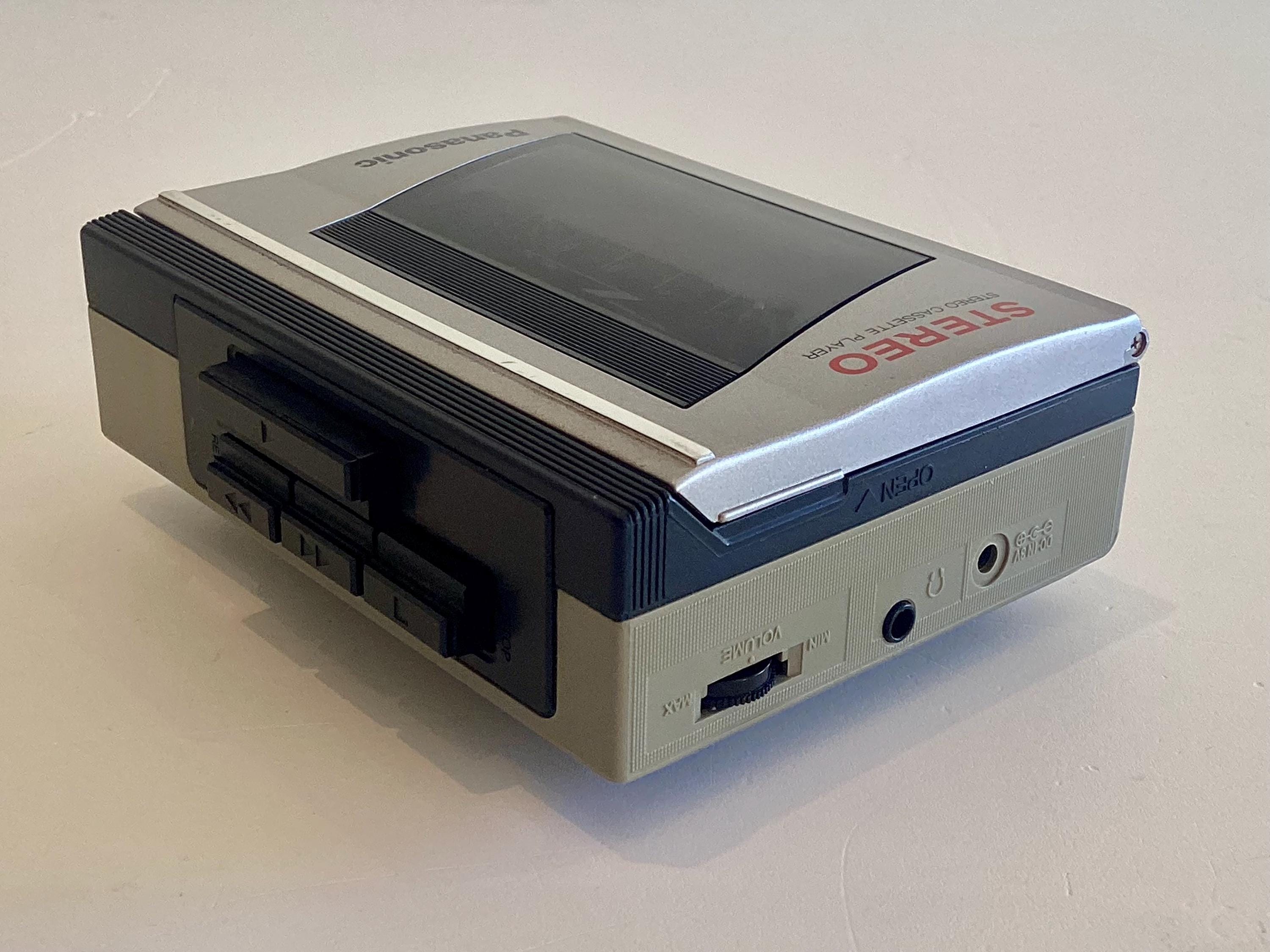 Vintage Walkman | 1980s Panasonic Portable Cassette Player NO.RQ-JA60, Silver Working Stereo — photo 5 of 11