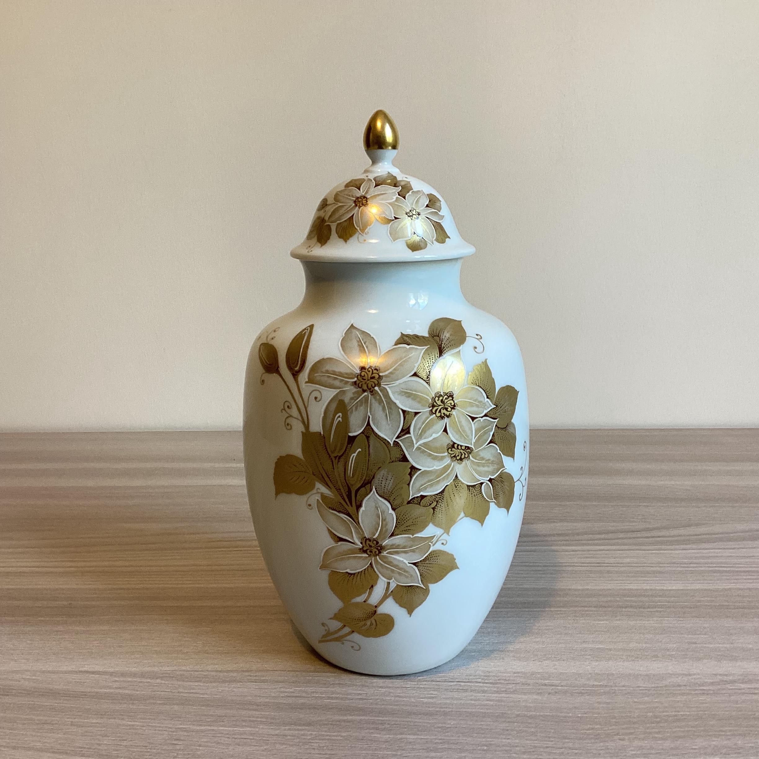 Vase Porcelain – 1970s  Germany Design “Sonate”Füttmann for AK Kaiser — photo 2 of 10