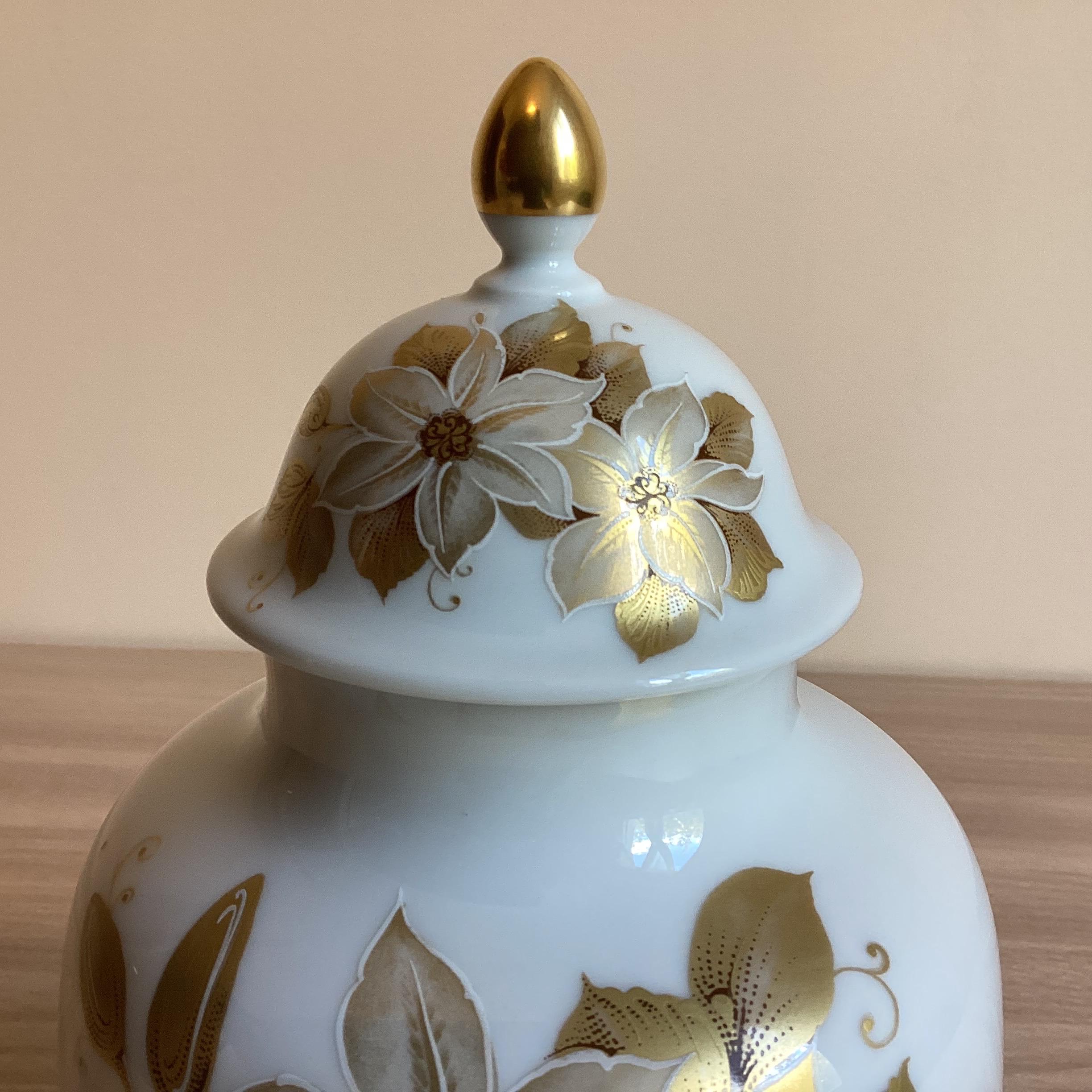 Vase Porcelain – 1970s  Germany Design “Sonate”Füttmann for AK Kaiser — photo 4 of 10