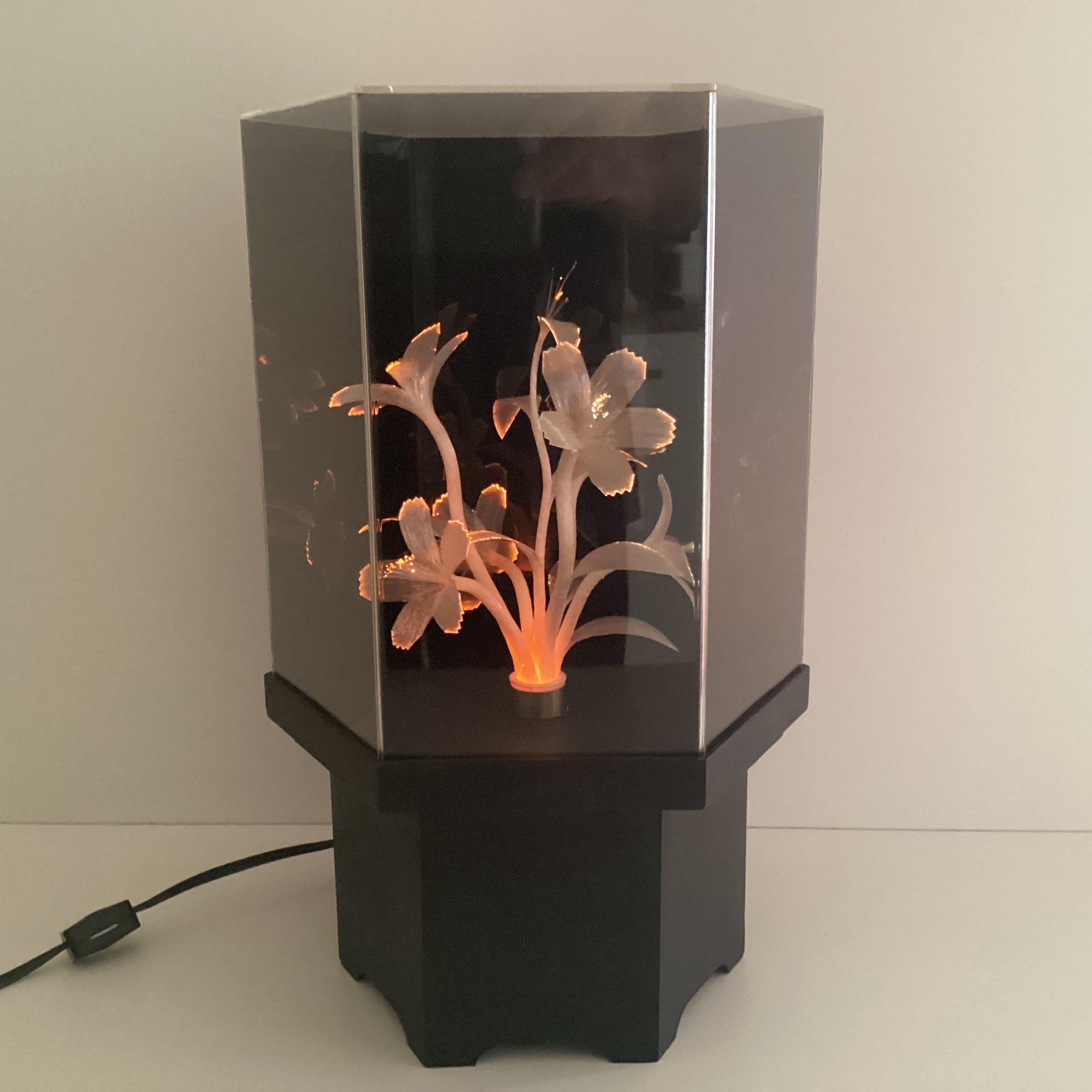 Vintage Lamp | 1970s Italian Plexiglas Light, Rotating Optic Fiber Flowers — photo 7 of 8