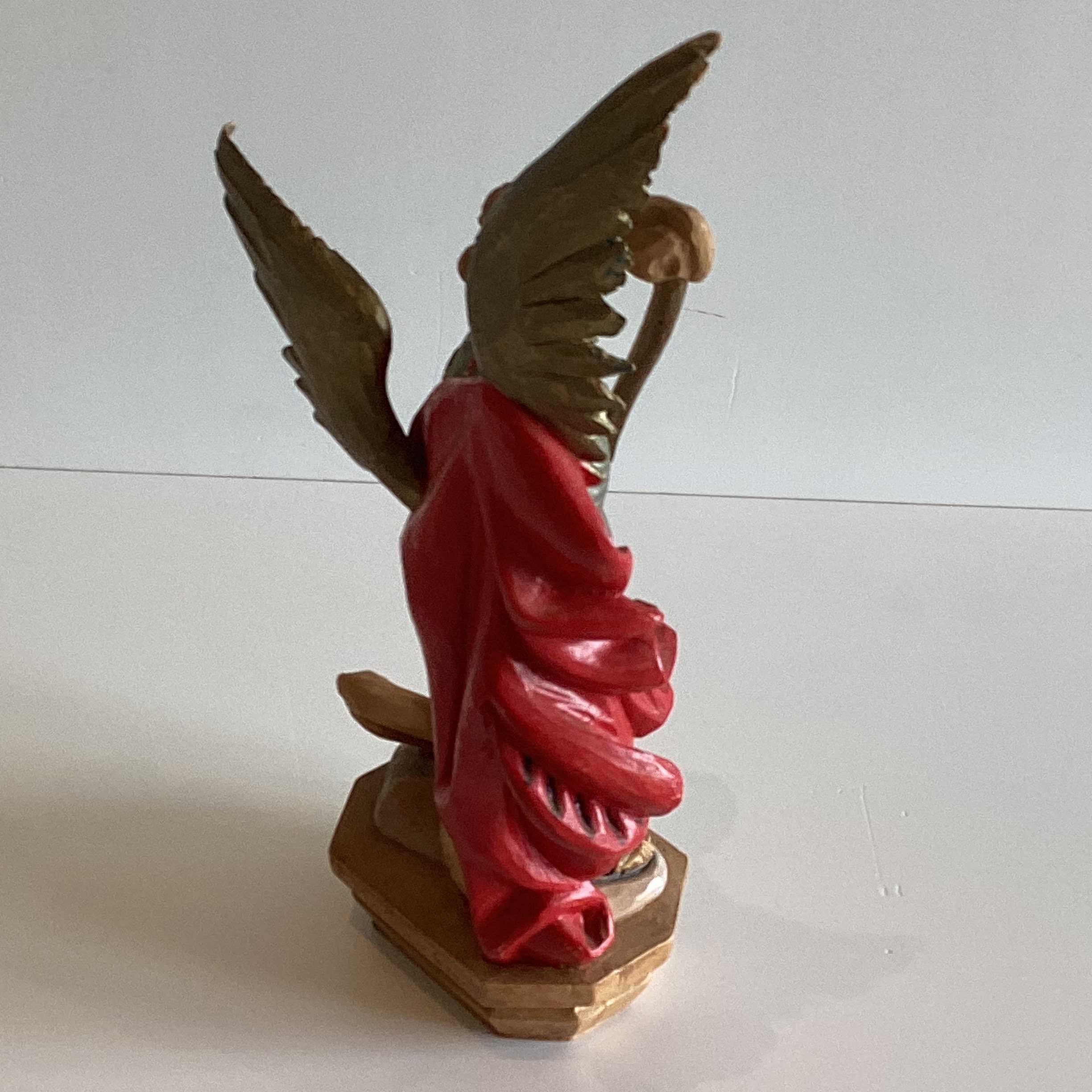 Vintage Italian Sculpture | Santini Archangel Michael Resin Statue, 1970s Religious Art — photo 8 of 10