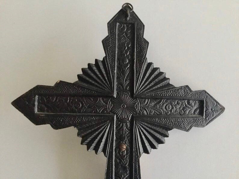 Vintage Crucifix | 1940s French Art Deco, Religious Wall Brass Cross — photo 5 of 5