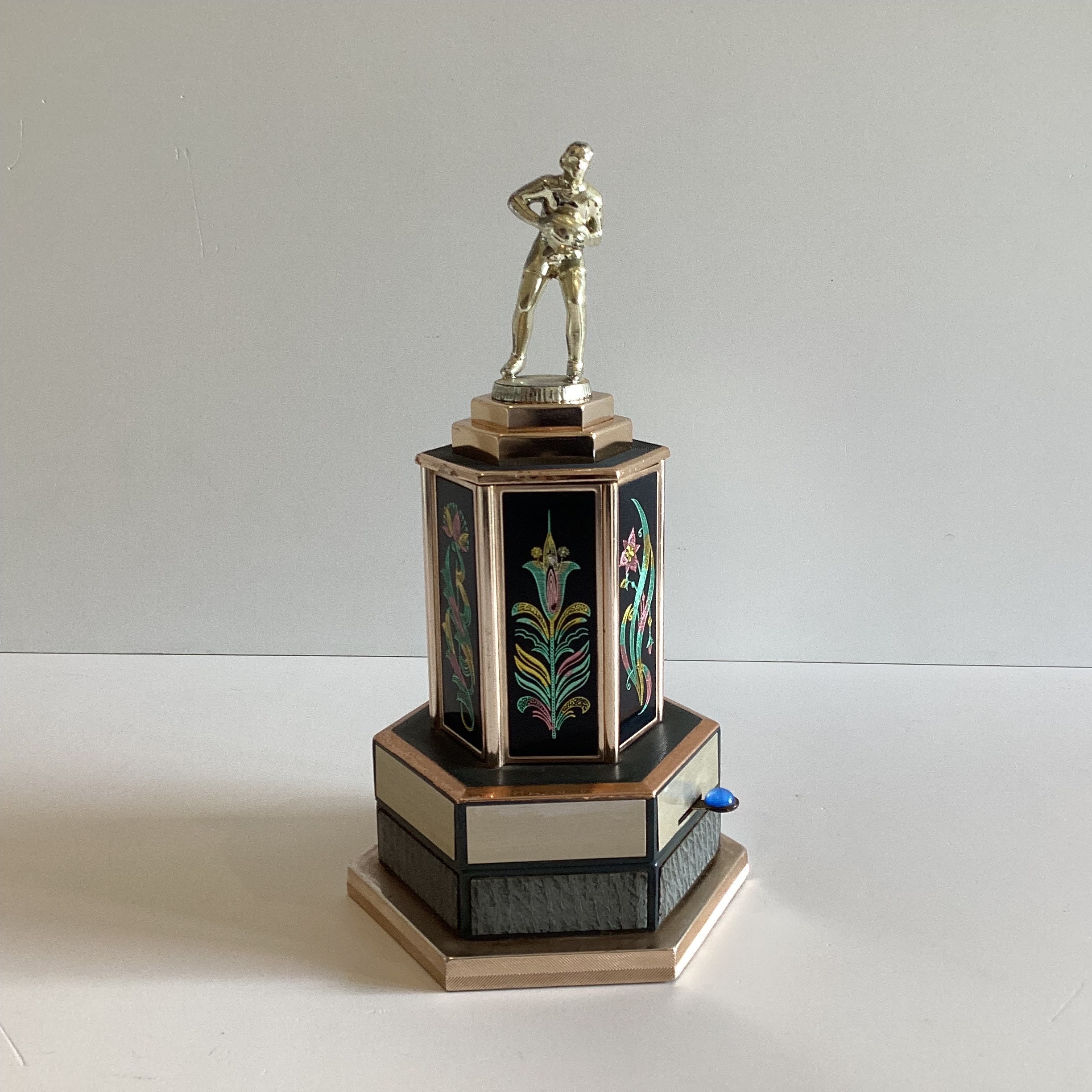 Vintage Music Box | 1960s Japanese Cigarette Dispenser, Basketball Player Mechanical — photo 2 of 9