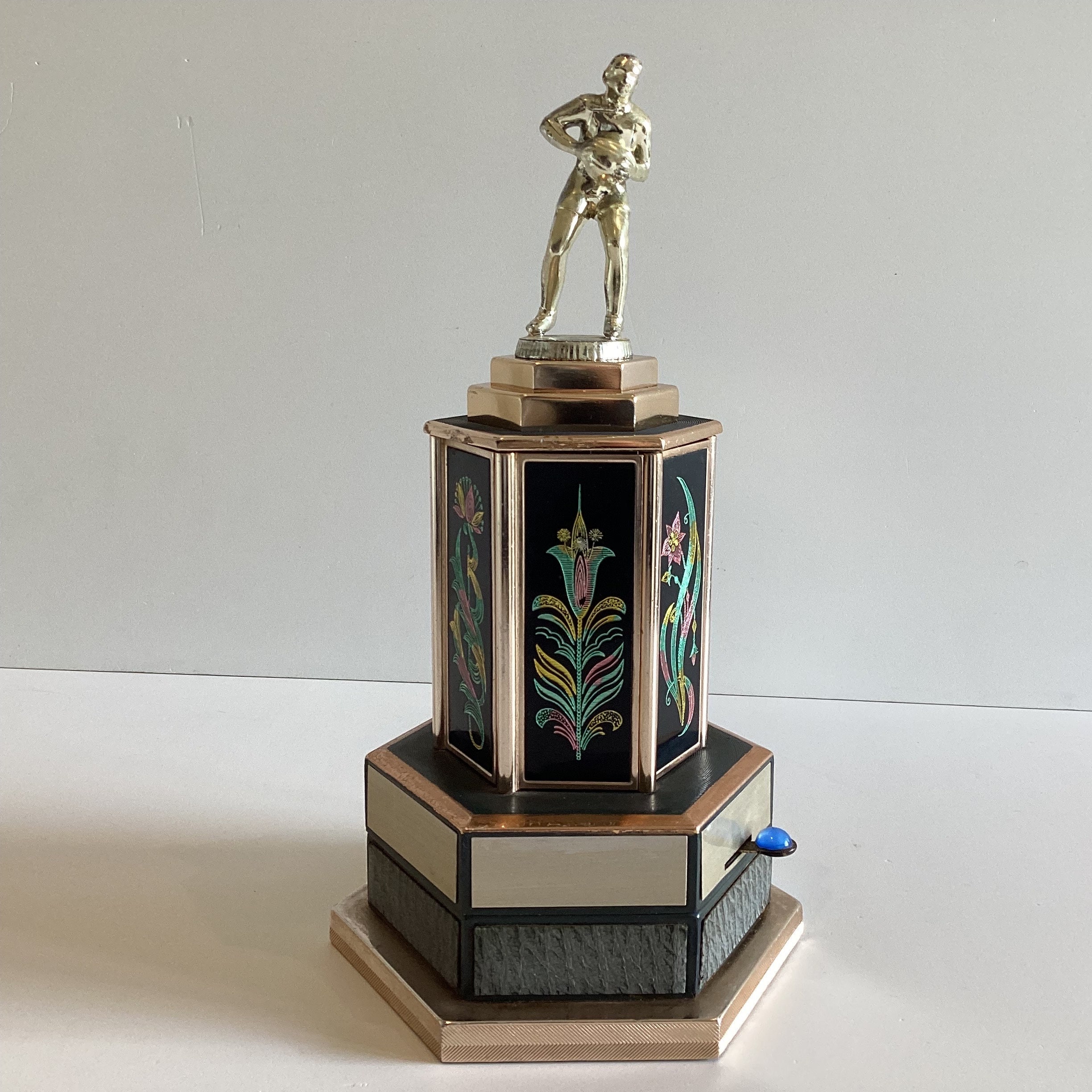 Vintage Music Box | 1960s Japanese Cigarette Dispenser, Basketball Player Mechanical — photo 4 of 9