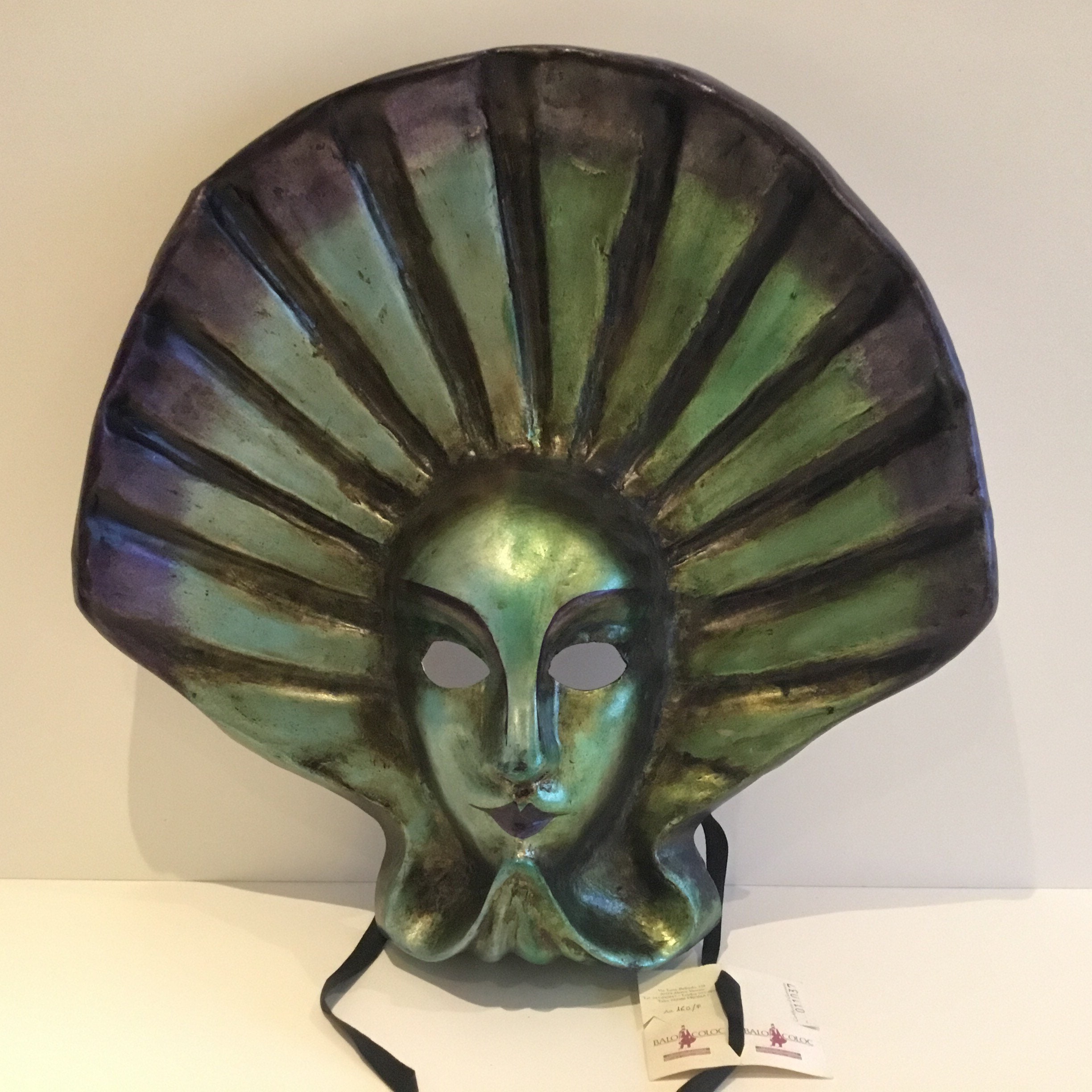 Large Venetian Mask Vintage Made In Italy — photo 3 of 8