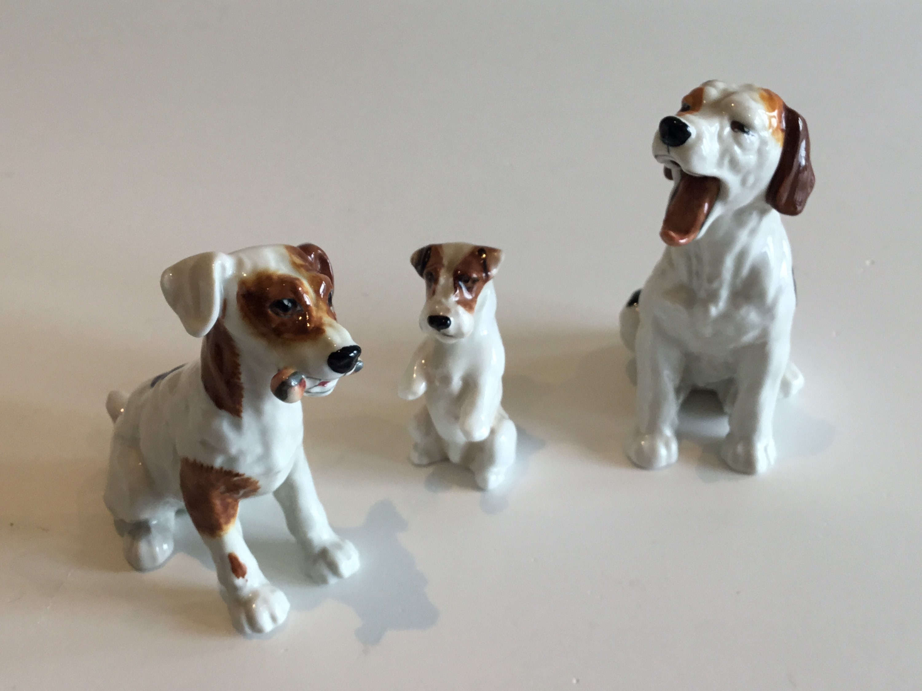 Vintage Dog Figurine | Royal Doulton - Group Porcelain (1950 - 1930) Made In England — photo 5 of 6