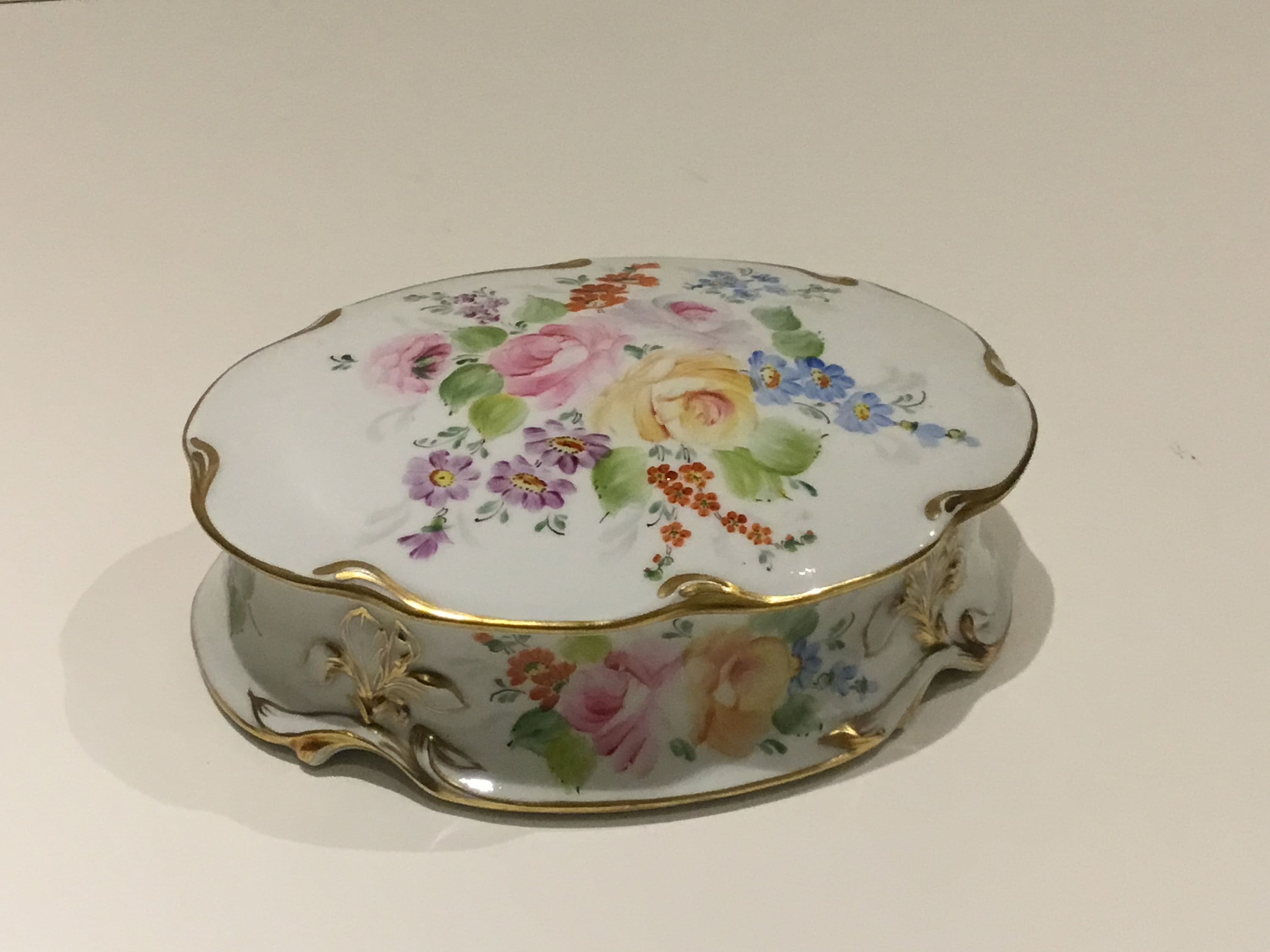 Porcelain Vintage Limoges France G.B. Hand Painted Box (1950s) — photo 2 of 7