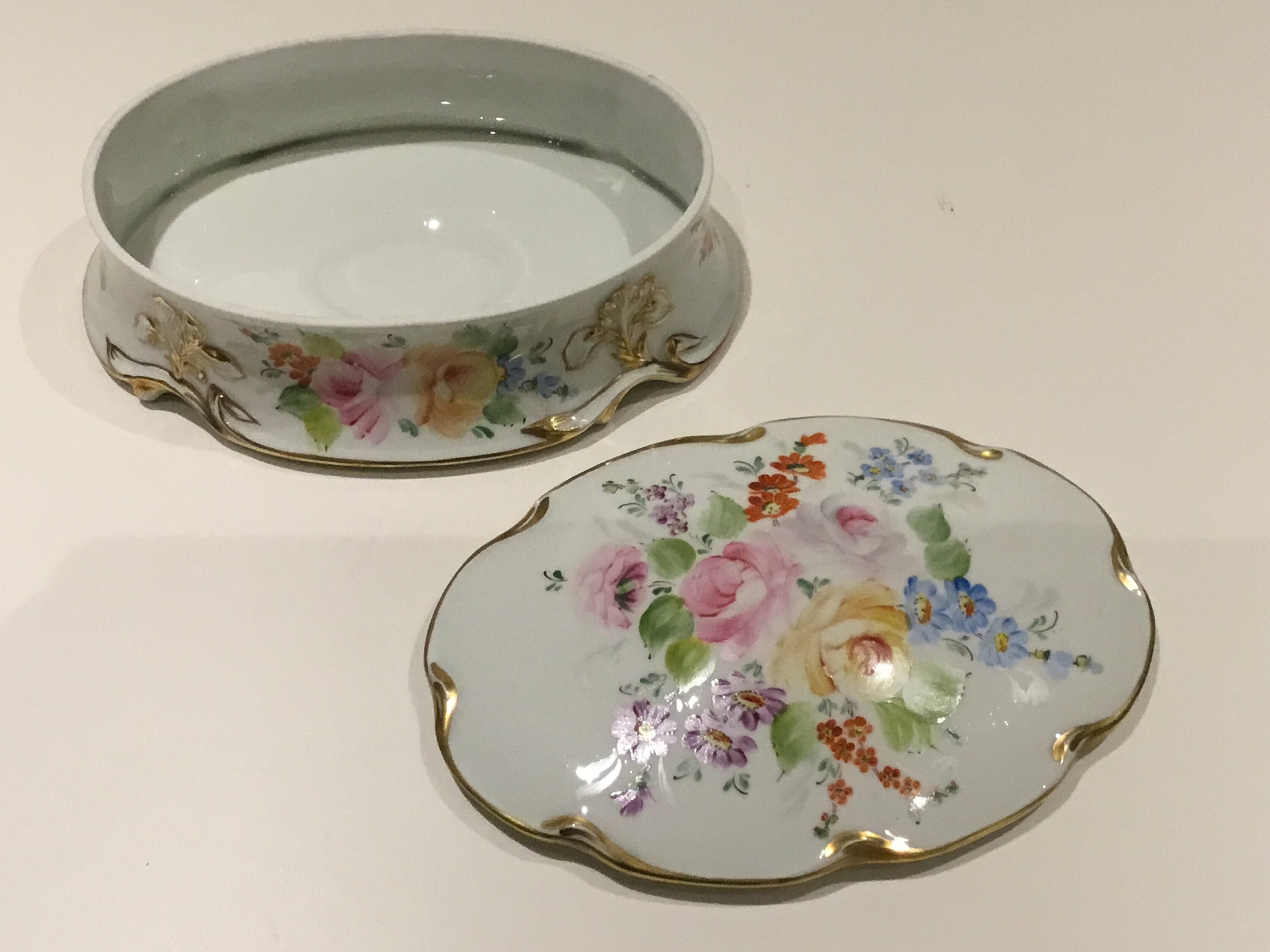 Porcelain Vintage Limoges France G.B. Hand Painted Box (1950s) — photo 3 of 7