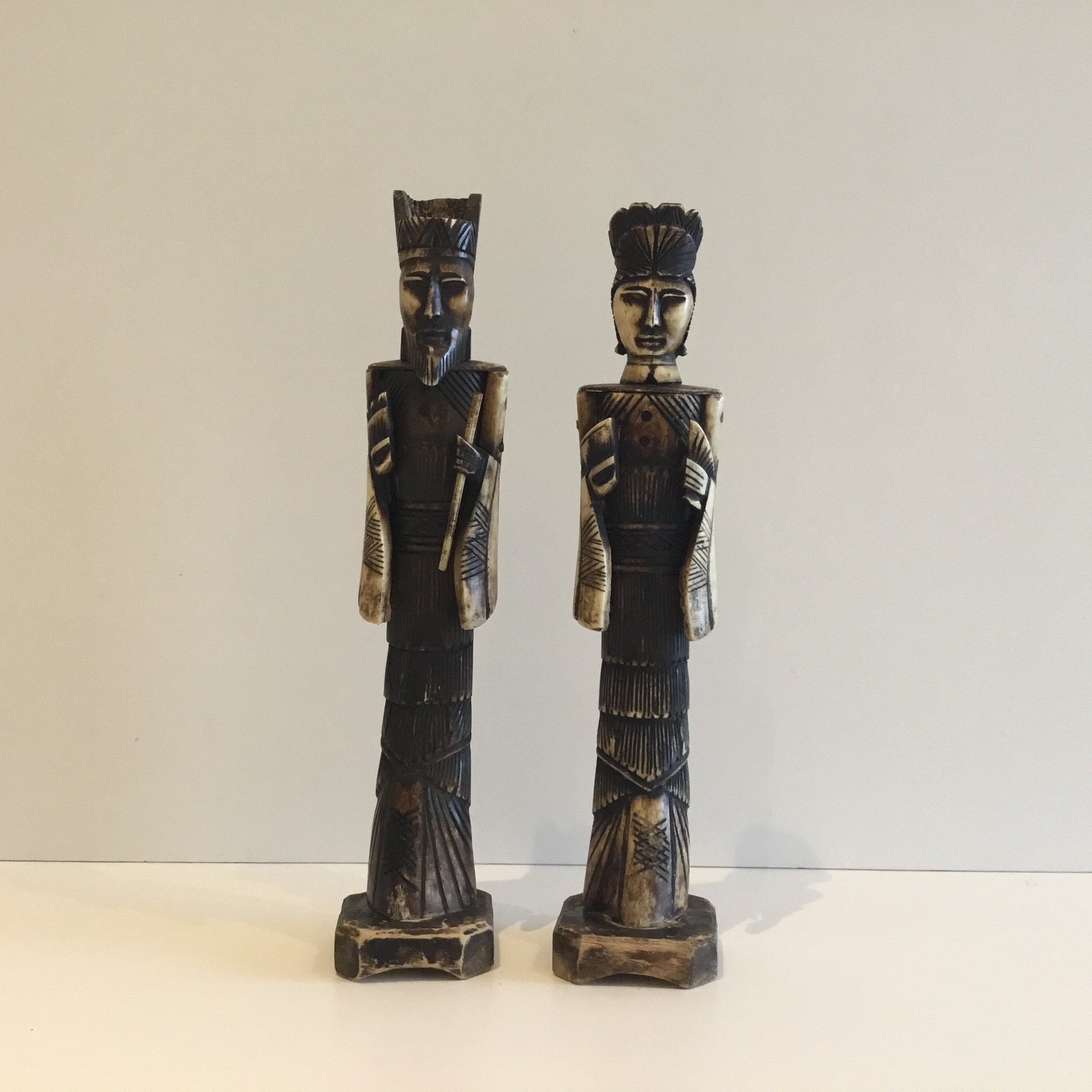Antique Chinese Sculptures | 1900s Qing Dynasty Pair, Hand-Crafted Assembly — photo 2 of 7