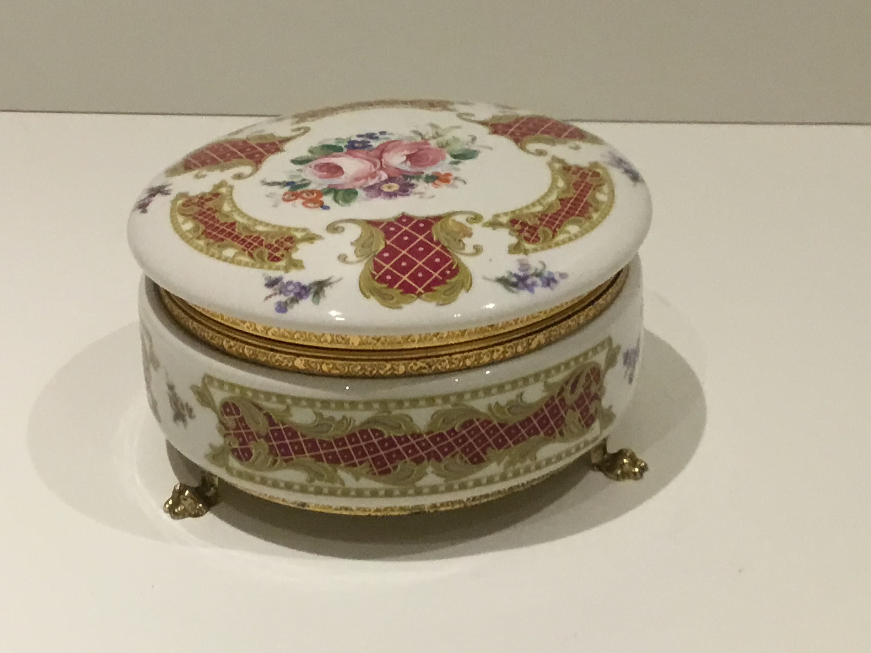 Vintage Home Decor  | 1950s Alfa Porcelain, Rare Italian Box , Gift Item — photo 2 of 7