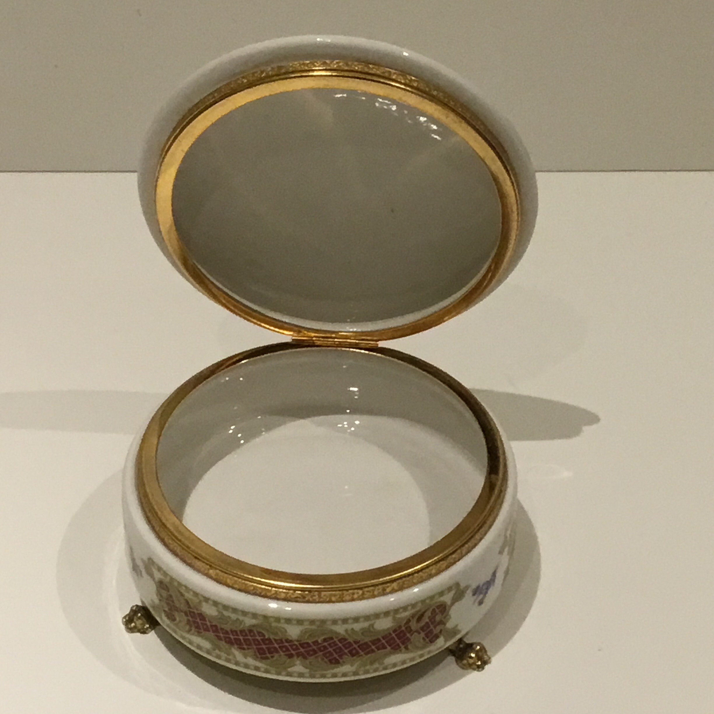 Vintage Home Decor  | 1950s Alfa Porcelain, Rare Italian Box , Gift Item — photo 3 of 7