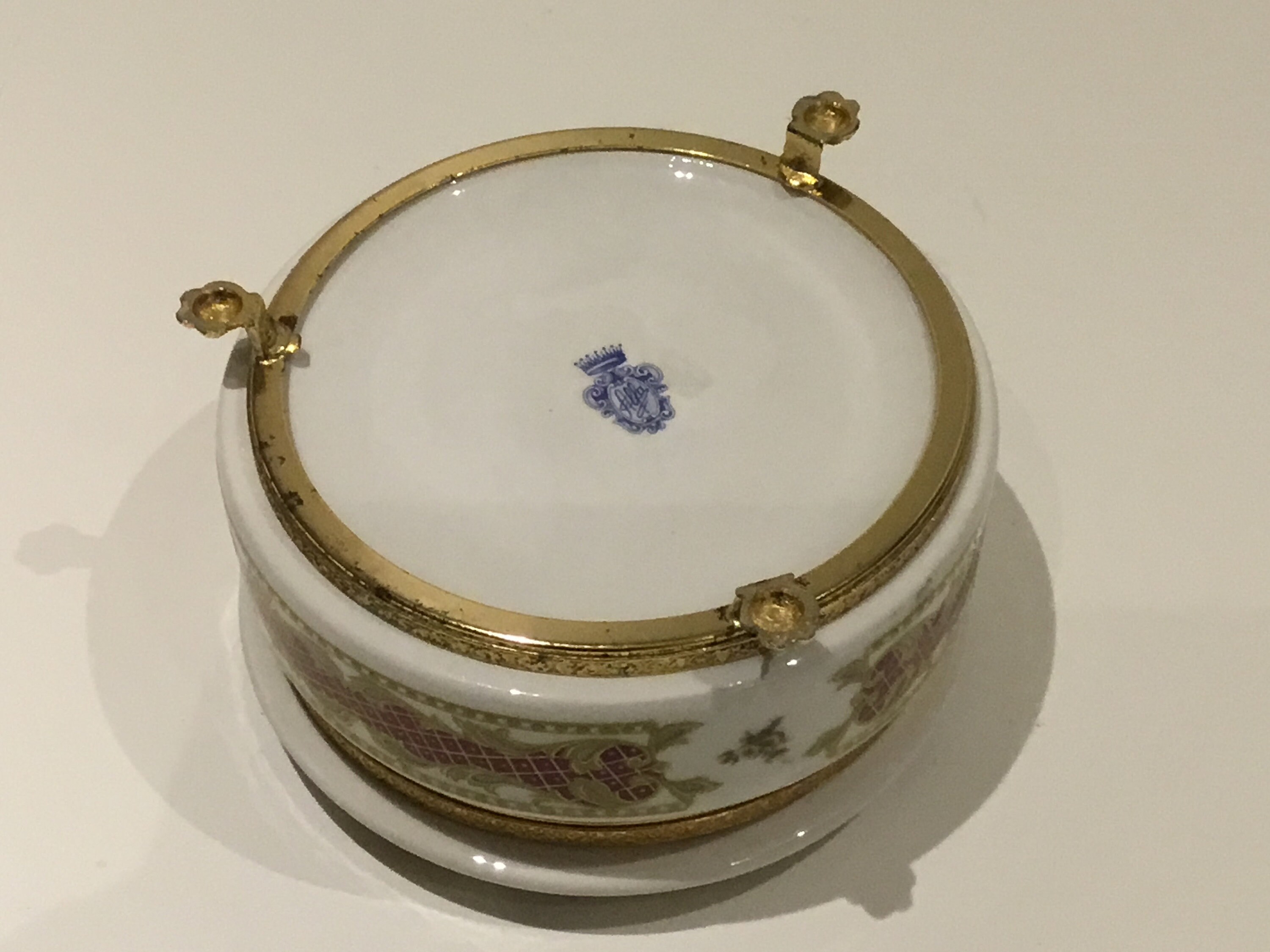 Vintage Home Decor  | 1950s Alfa Porcelain, Rare Italian Box , Gift Item — photo 6 of 7