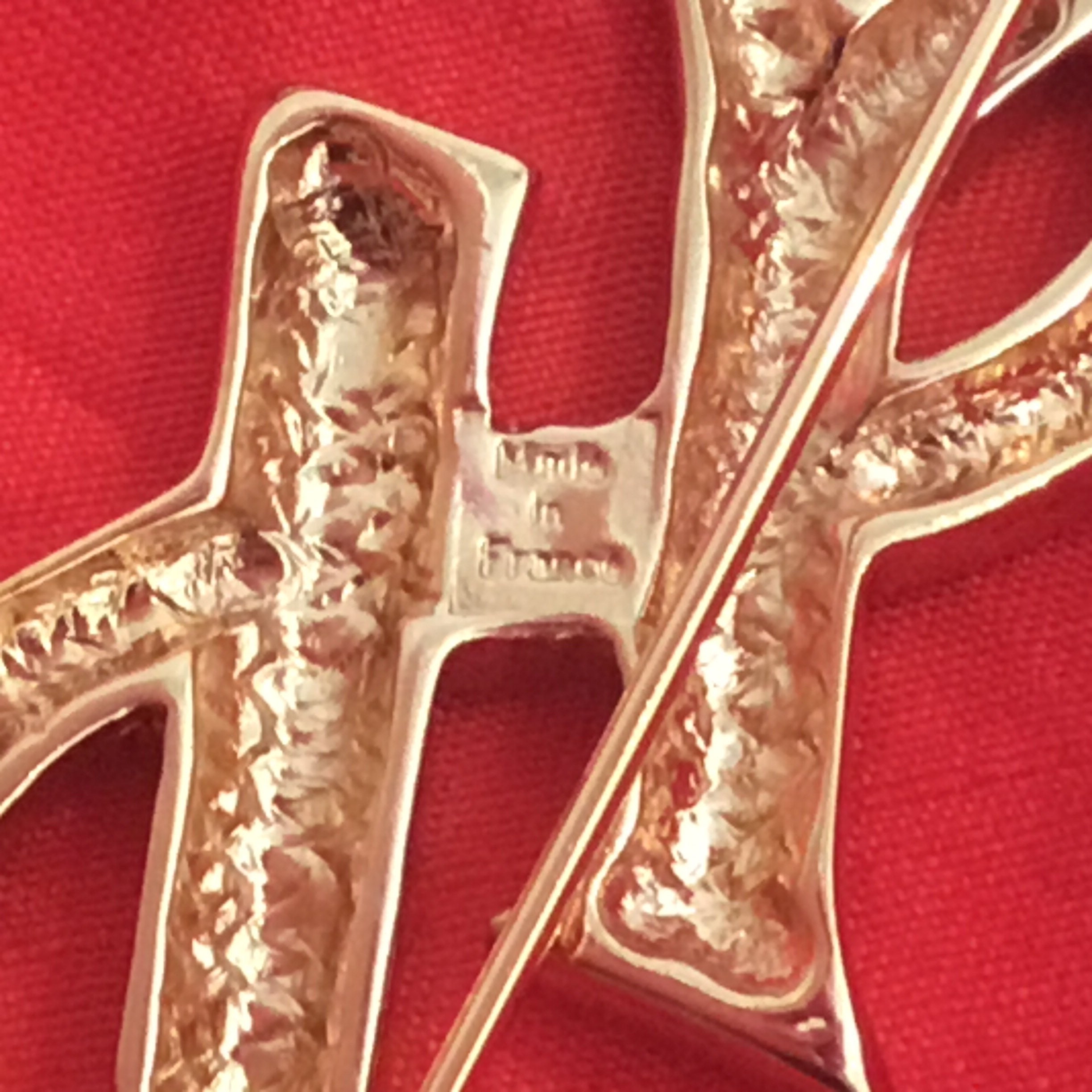 Vintage Jewelry – Authentic Yves Saint Laurent [1980s] Large Logo Brooch — photo 4 of 5