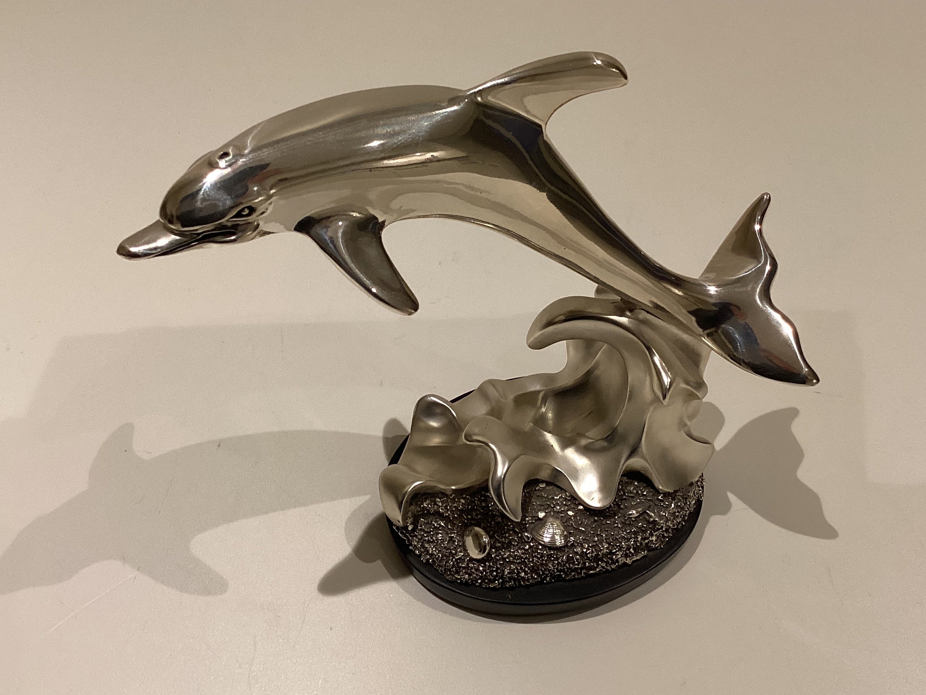 Vintage Italian Sculpture | Marcello Giorgio Silver Dolphin, 1970s Laminated Resin Art — photo 3 of 8