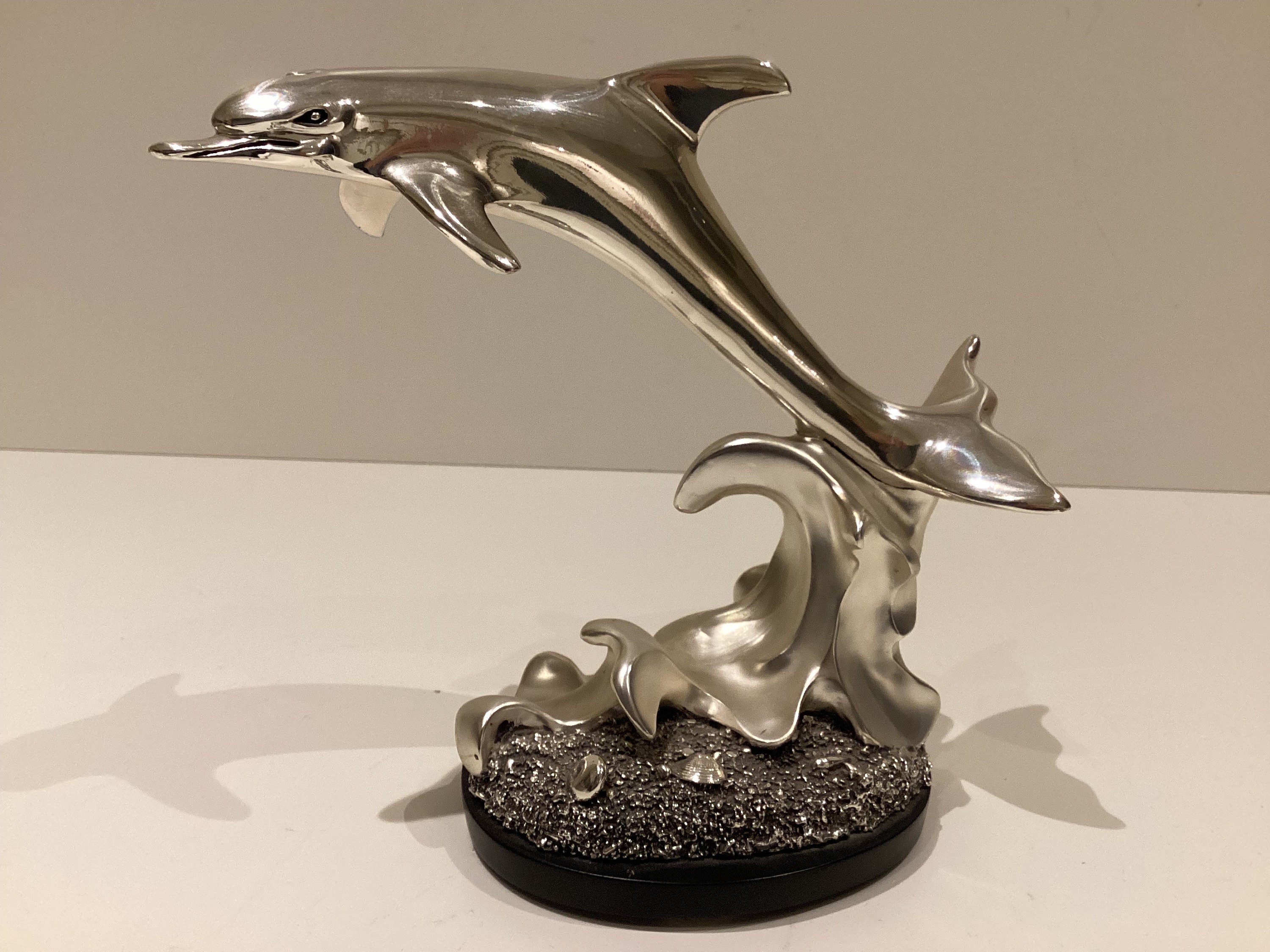 Vintage Italian Sculpture | Marcello Giorgio Silver Dolphin, 1970s Laminated Resin Art — photo 5 of 8