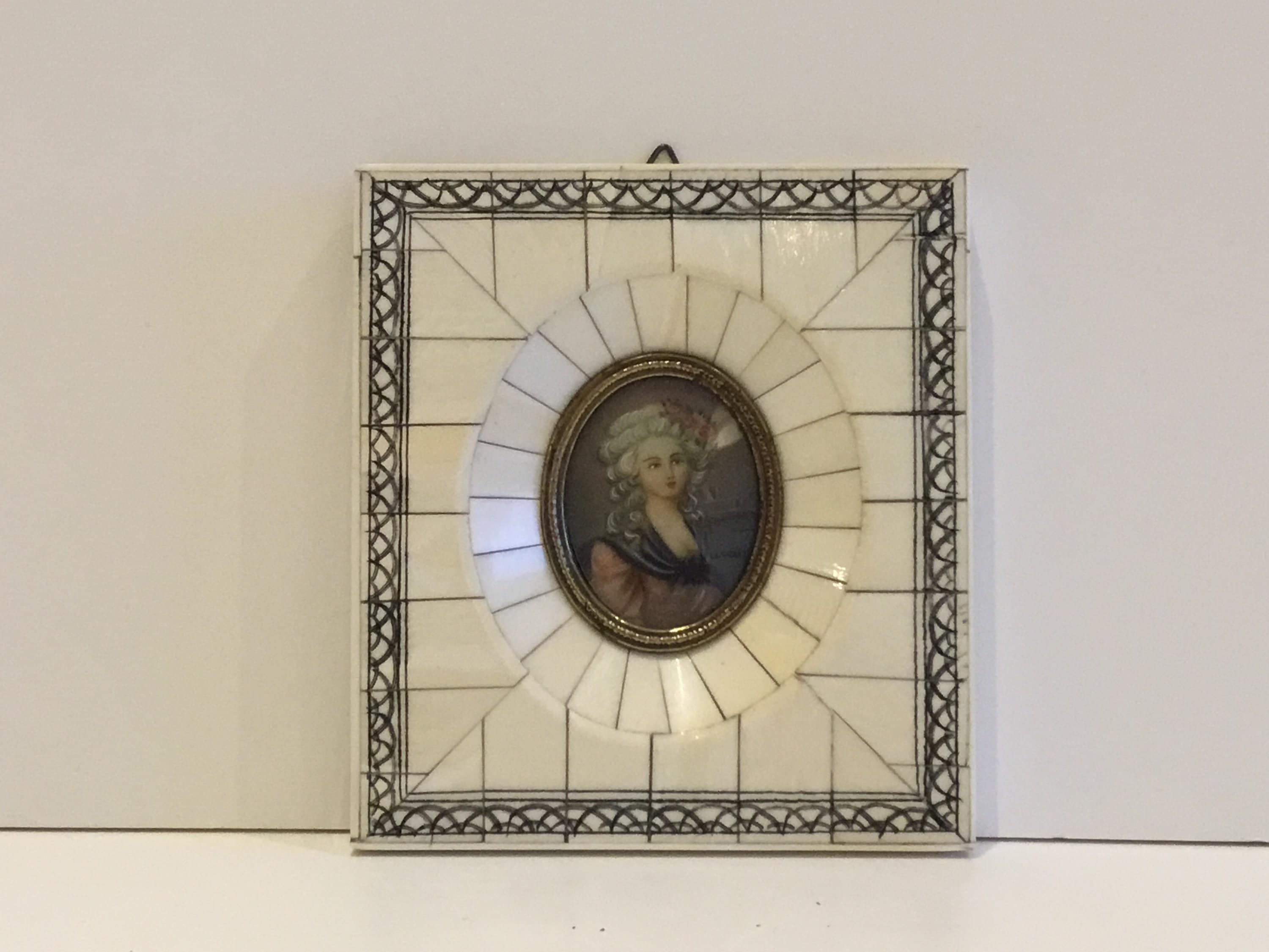 Antique Miniature Portrait Lady of Court 19th Century France - Convex Glass & Ornate Plaque — photo 2 of 6
