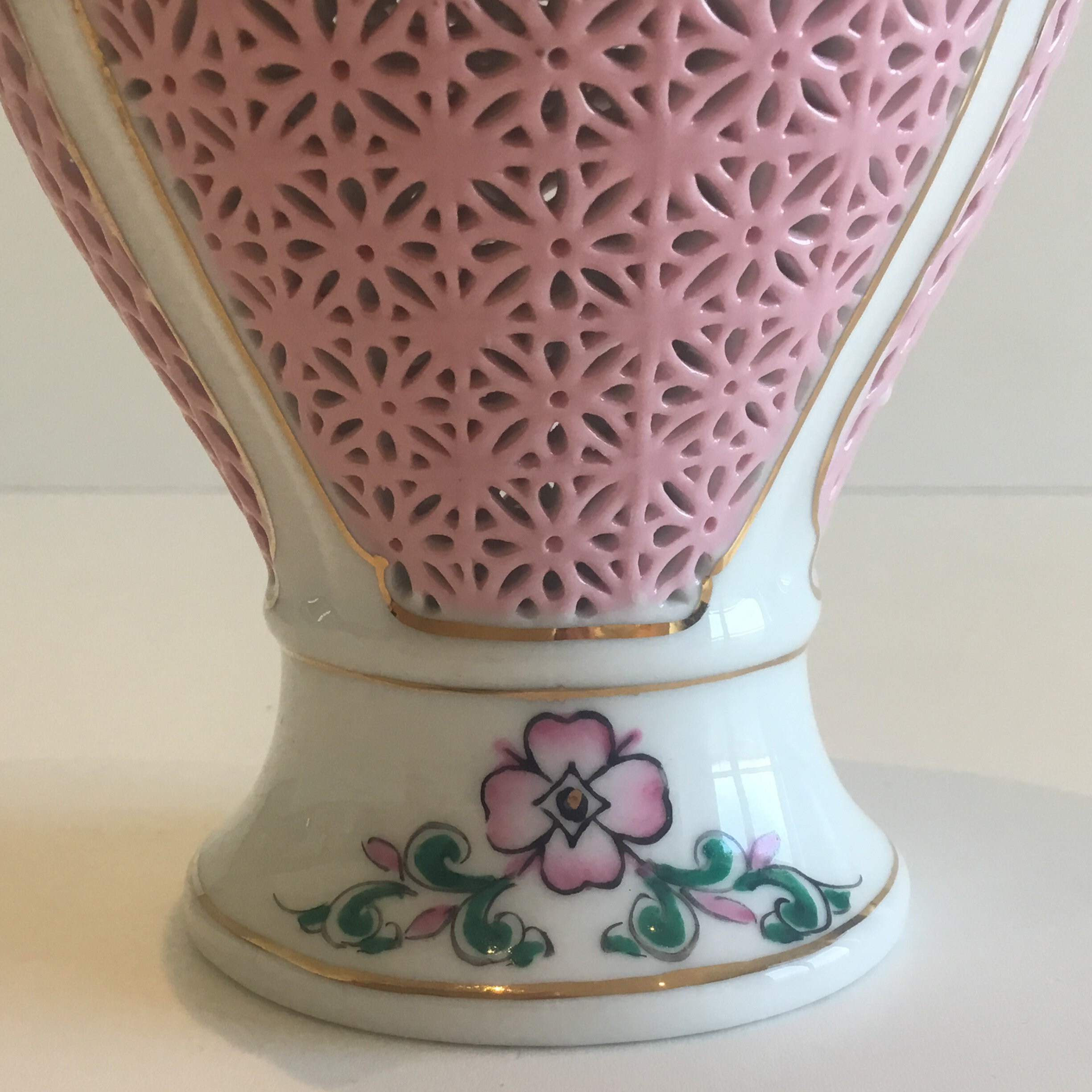 Vintage Porcelain | 1960s Reticulated Chinese Incense Holder, Hand Painted Decor — photo 9 of 10