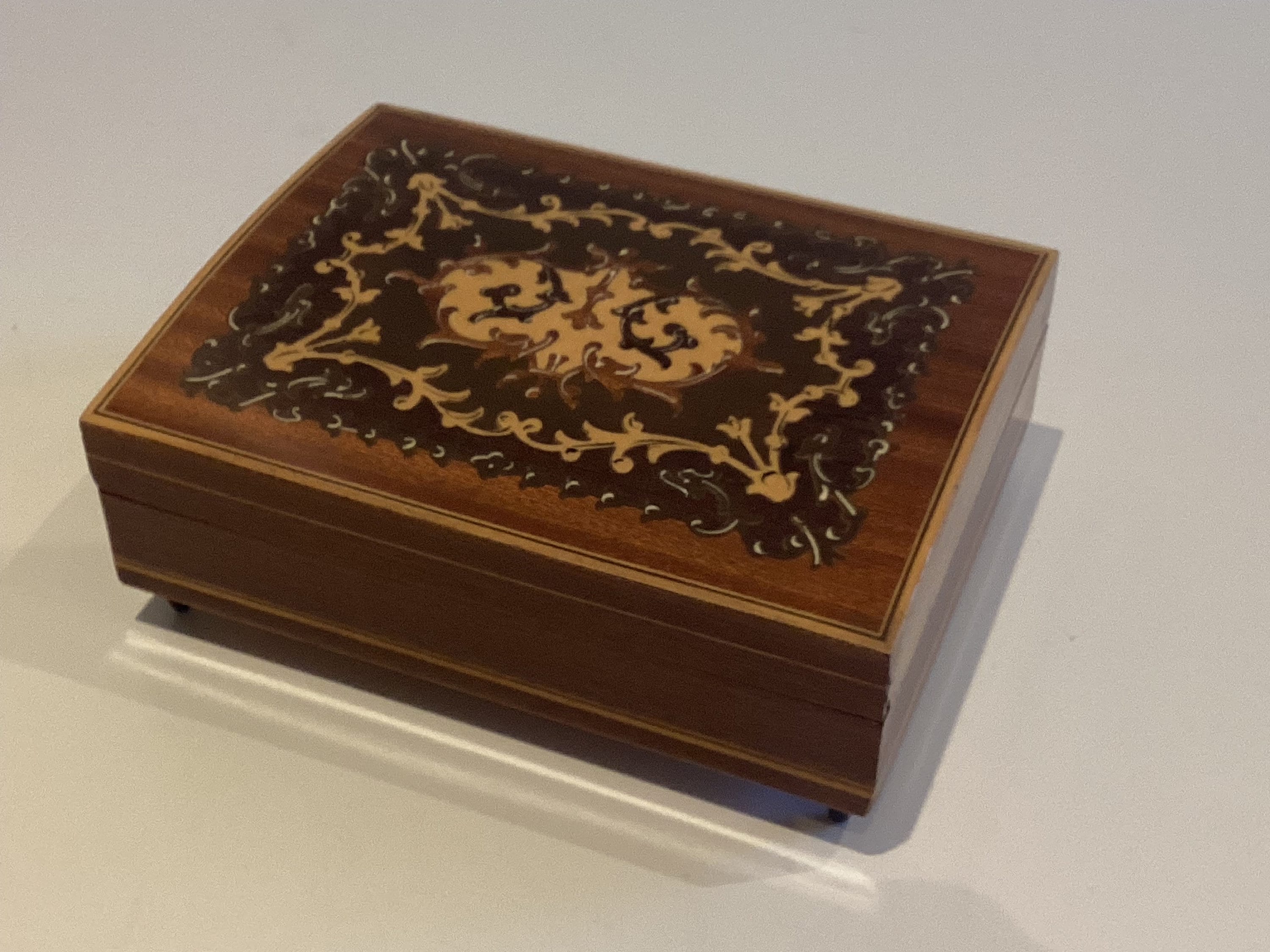 Vintage Music Box | 1960s Inlaid Wood Jewelry Holder Sorrento Italy — photo 6 of 8